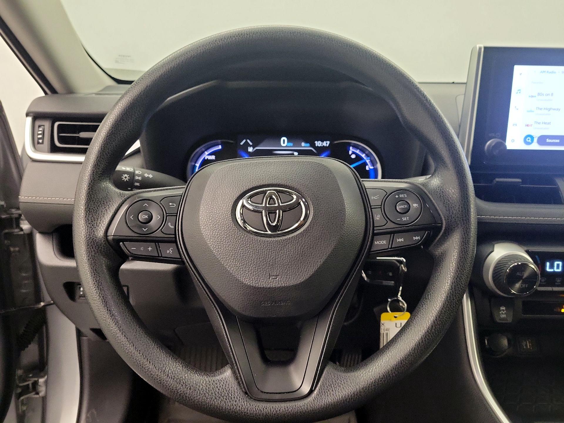 Thumbnail: 2025 Toyota RAV4 - 10
