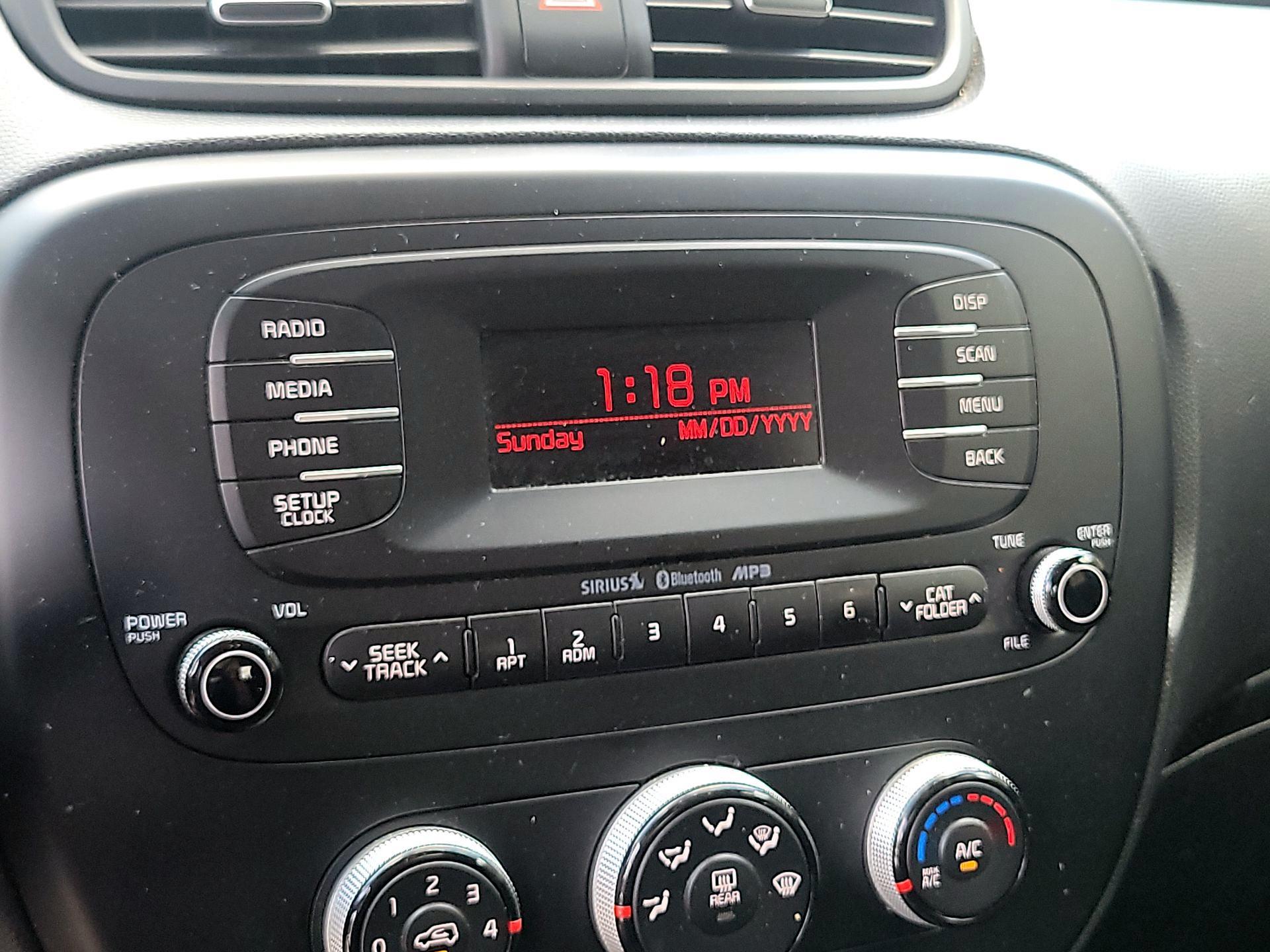 Thumbnail: 2016 Kia Soul - 12