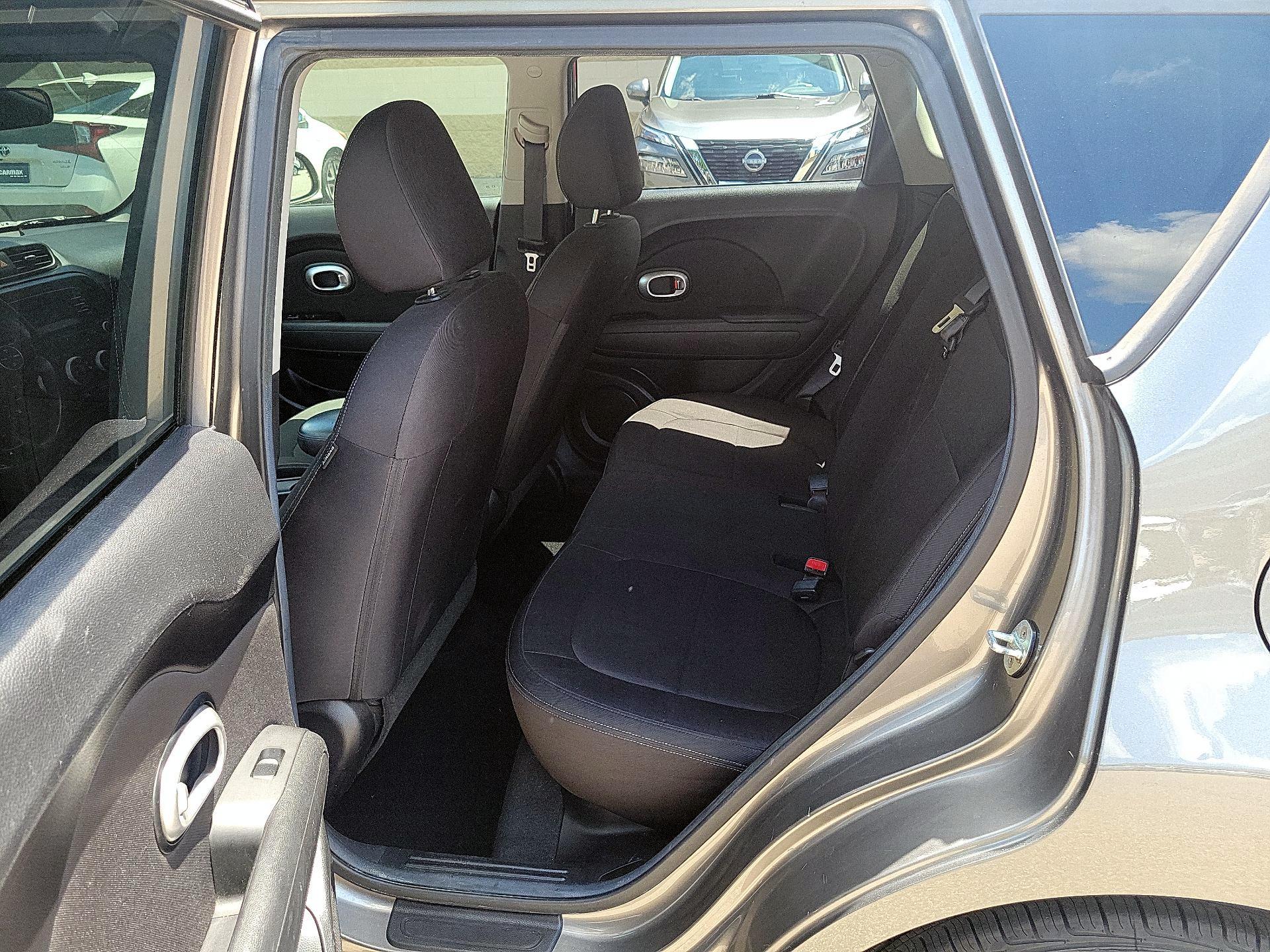 Thumbnail: 2016 Kia Soul - 16