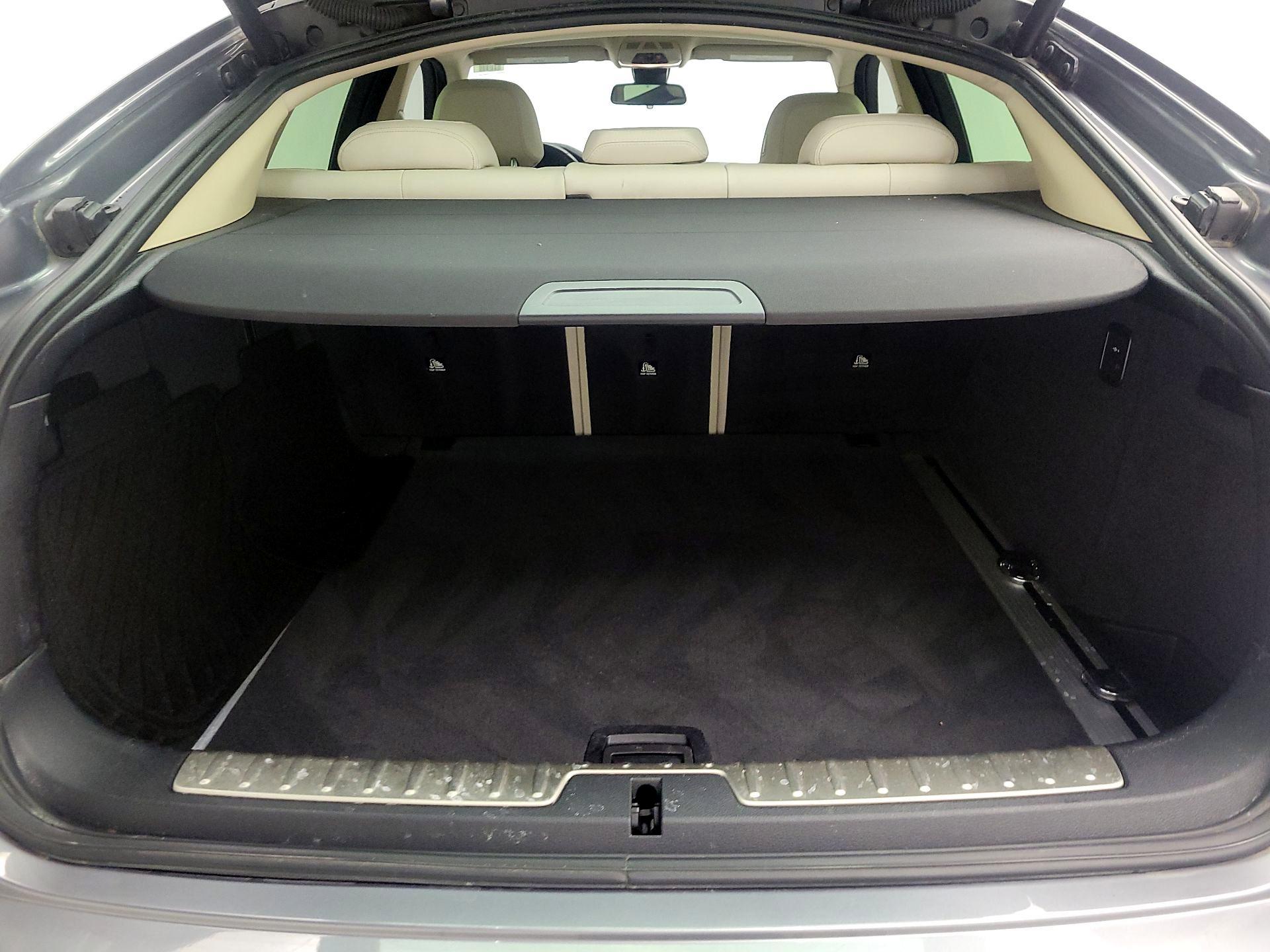 Thumbnail: 2016 BMW X6 - 16