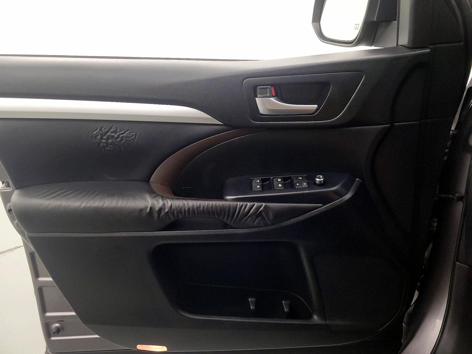 2015 Toyota Highlander XLE - Photo 13
