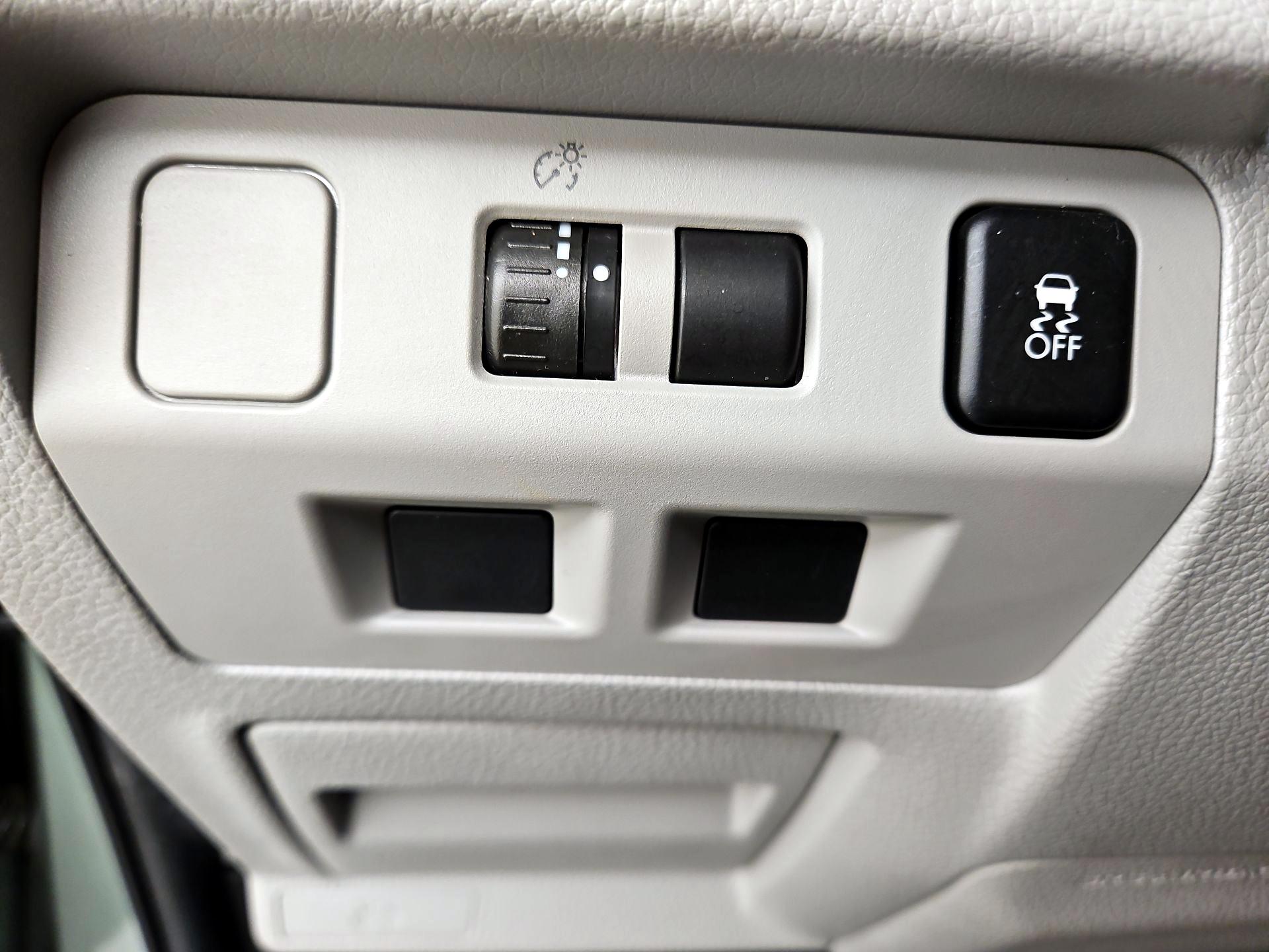 Thumbnail: 2014 Subaru Forester - 13