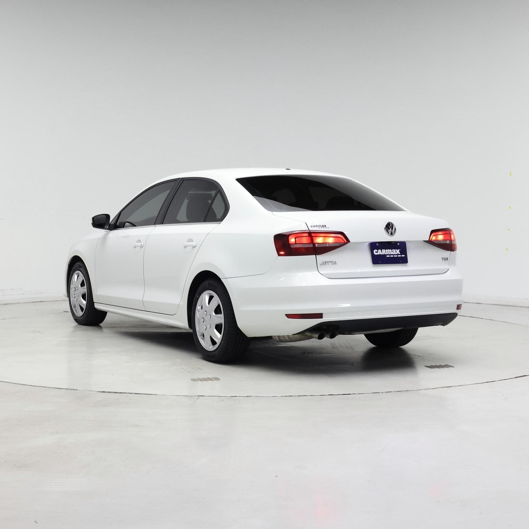 Thumbnail: 2017 Volkswagen Jetta - 2
