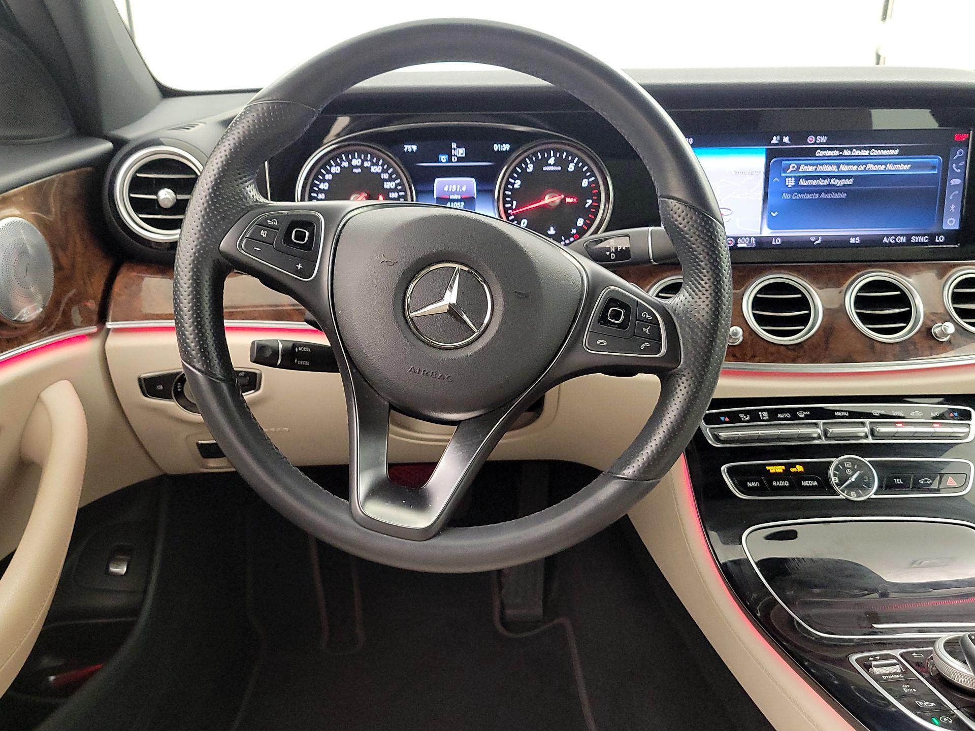 Thumbnail: 2018 Mercedes-Benz E-Class - 10
