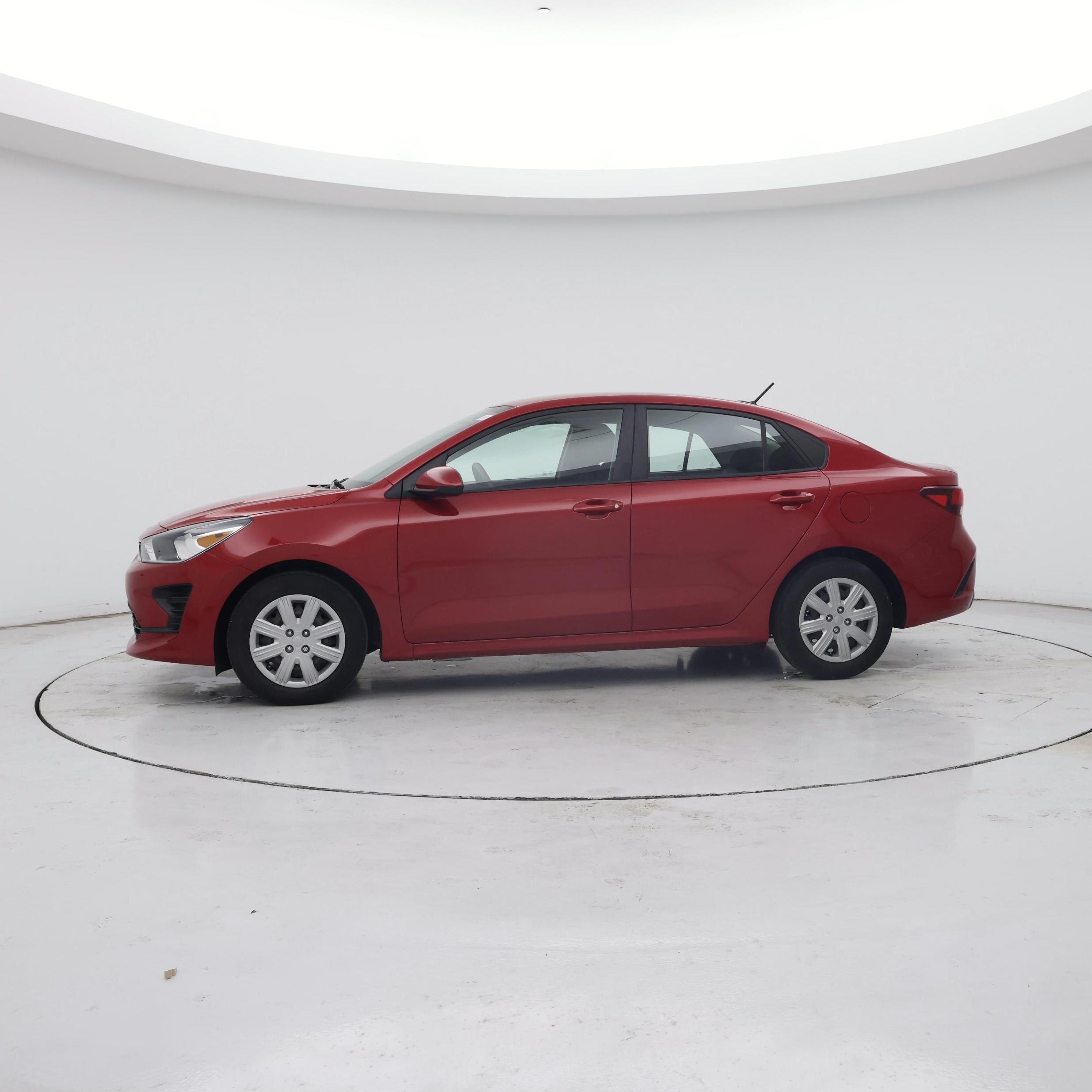 Thumbnail: 2022 Kia Rio - 3