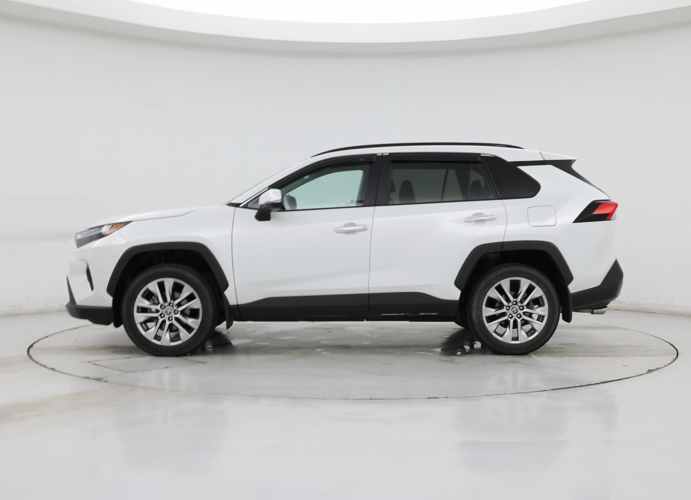 Thumbnail: 2024 Toyota RAV4 - 3