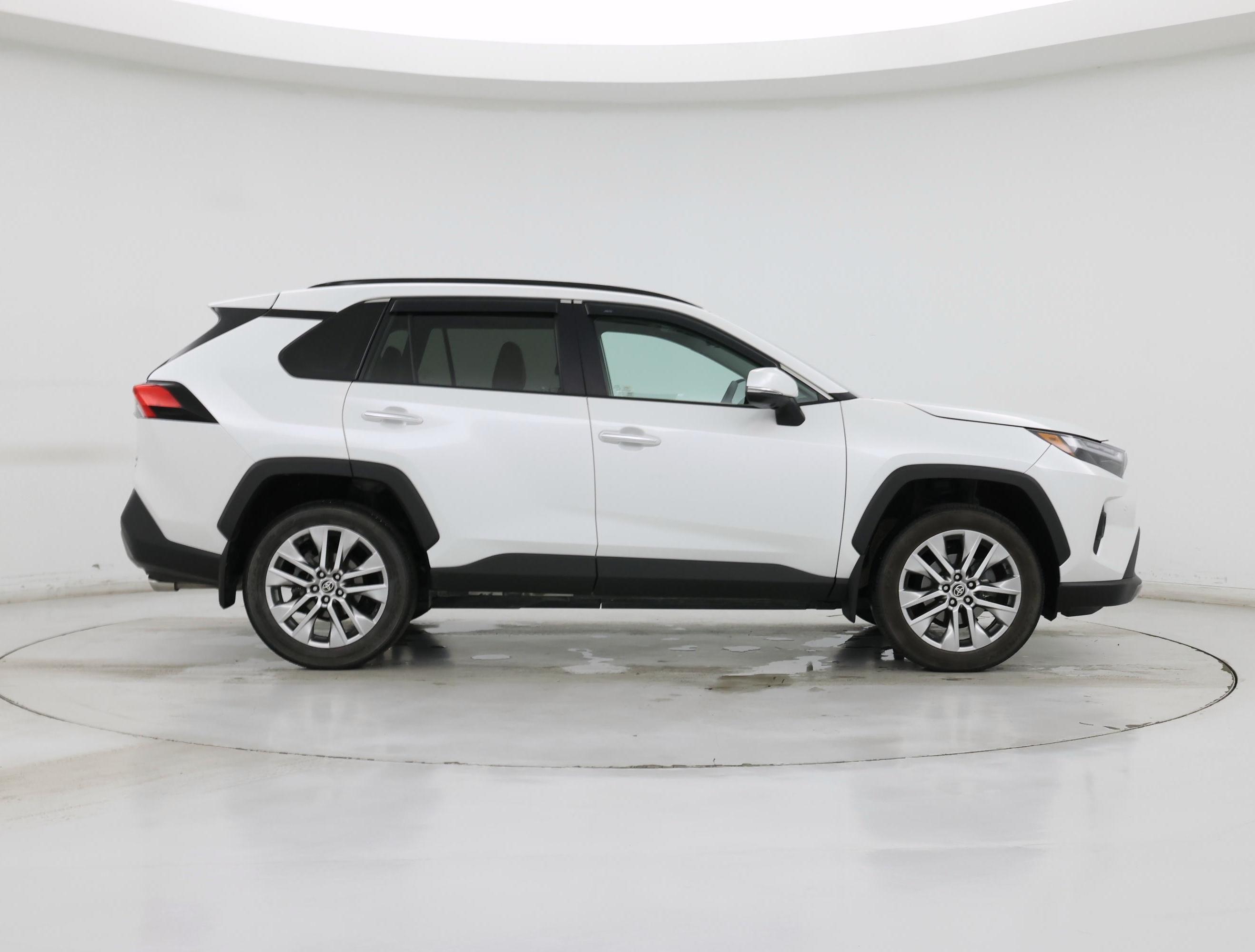 Thumbnail: 2024 Toyota RAV4 - 7