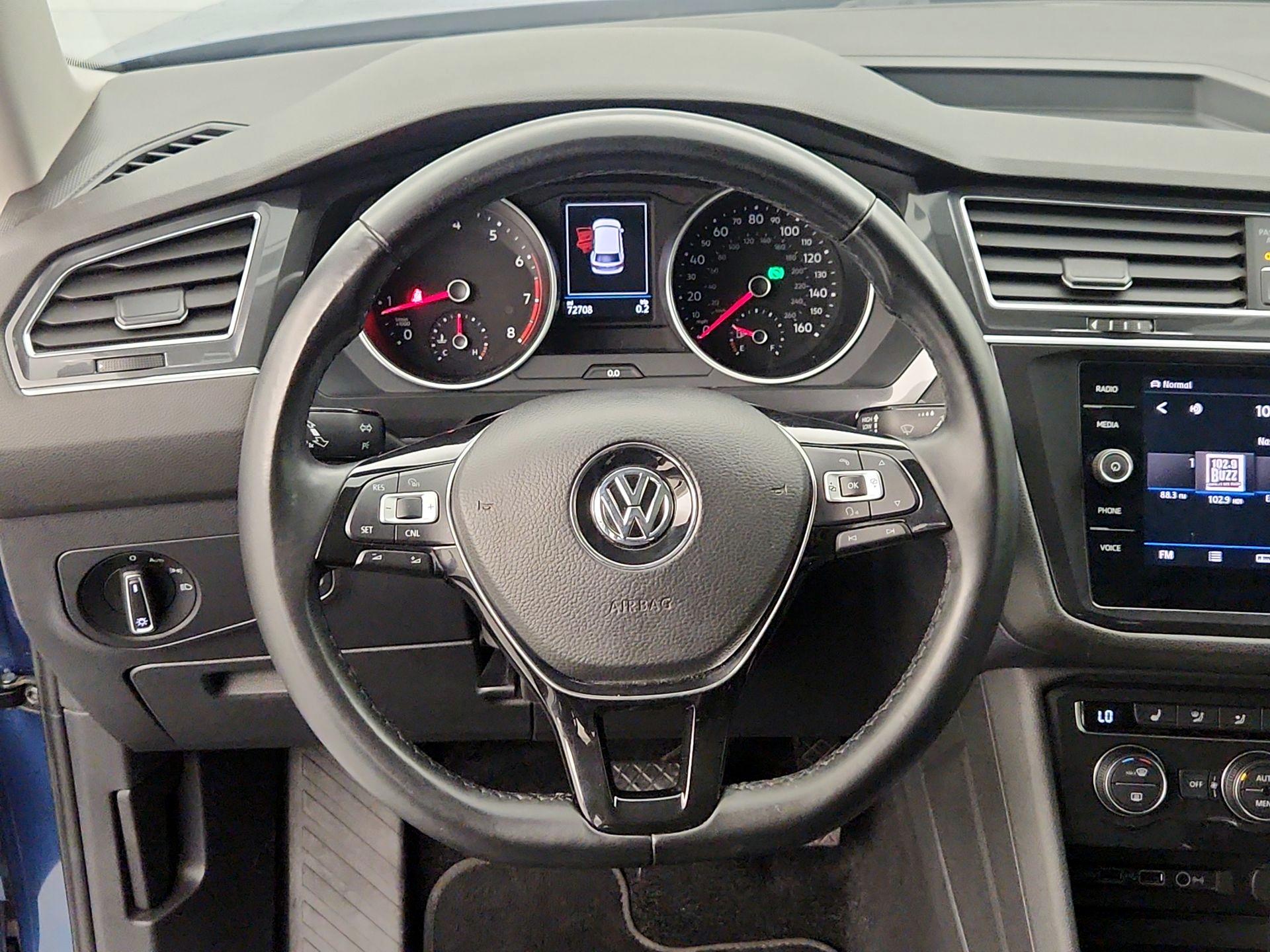 Thumbnail: 2018 Volkswagen Tiguan - 10