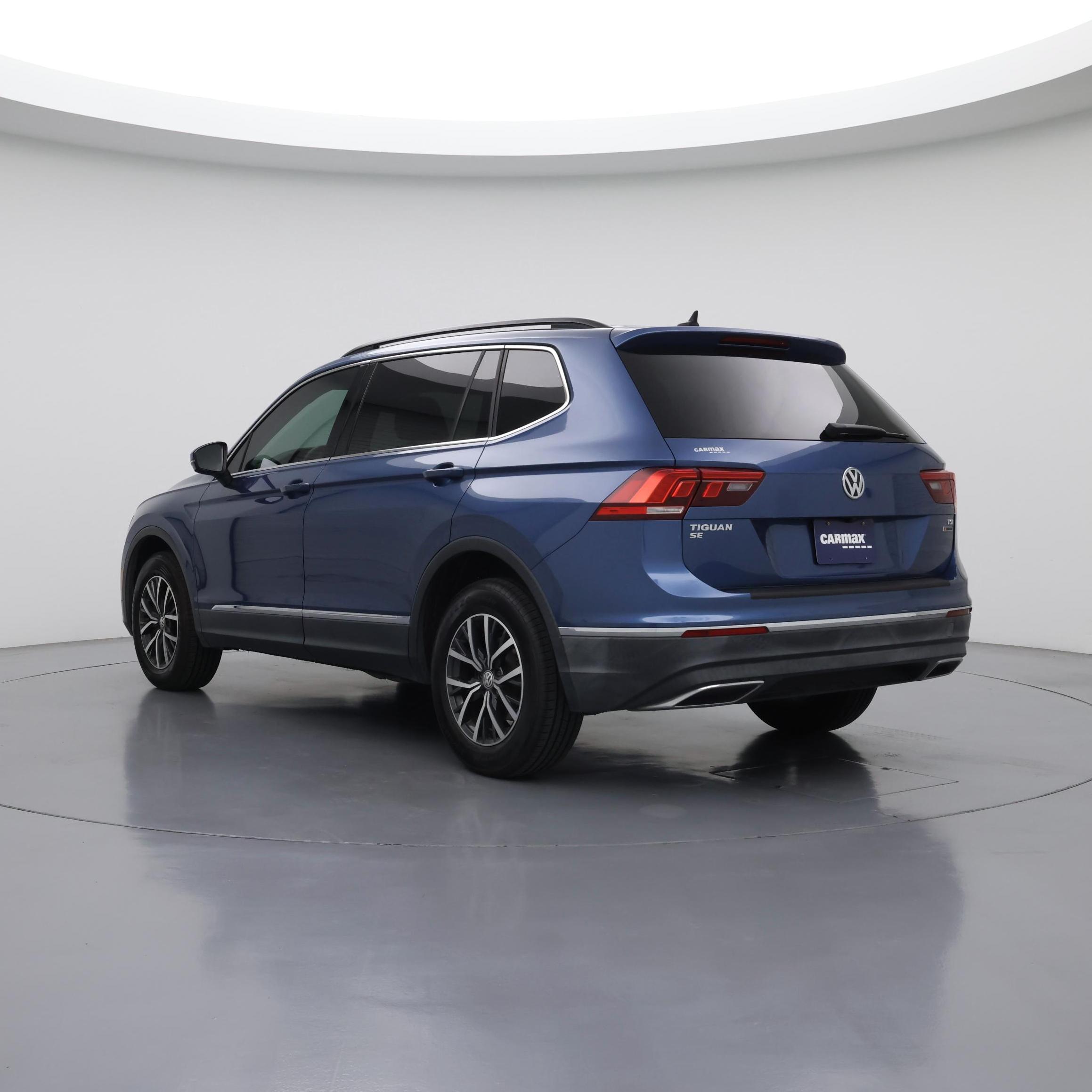 Thumbnail: 2018 Volkswagen Tiguan - 2