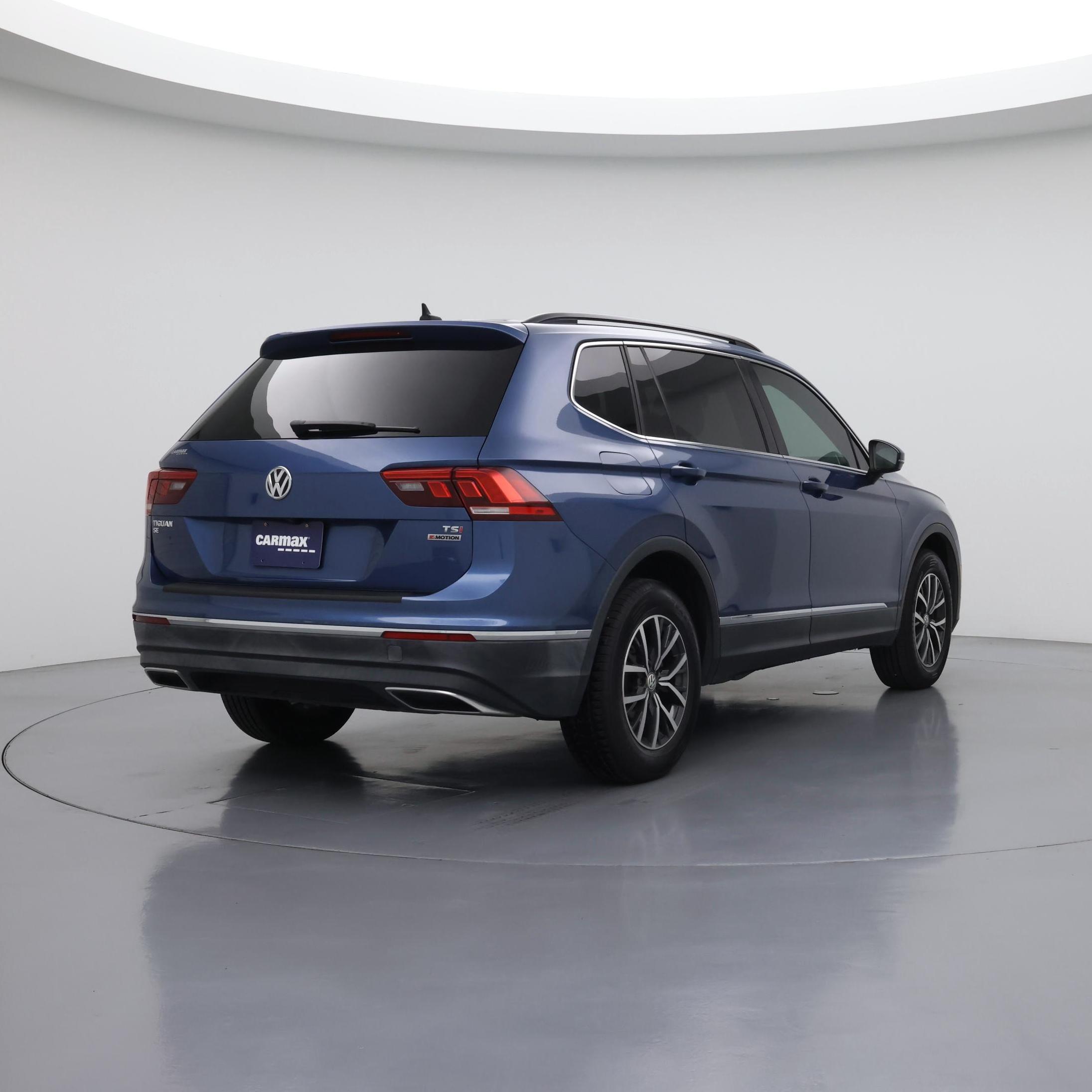 Thumbnail: 2018 Volkswagen Tiguan - 8