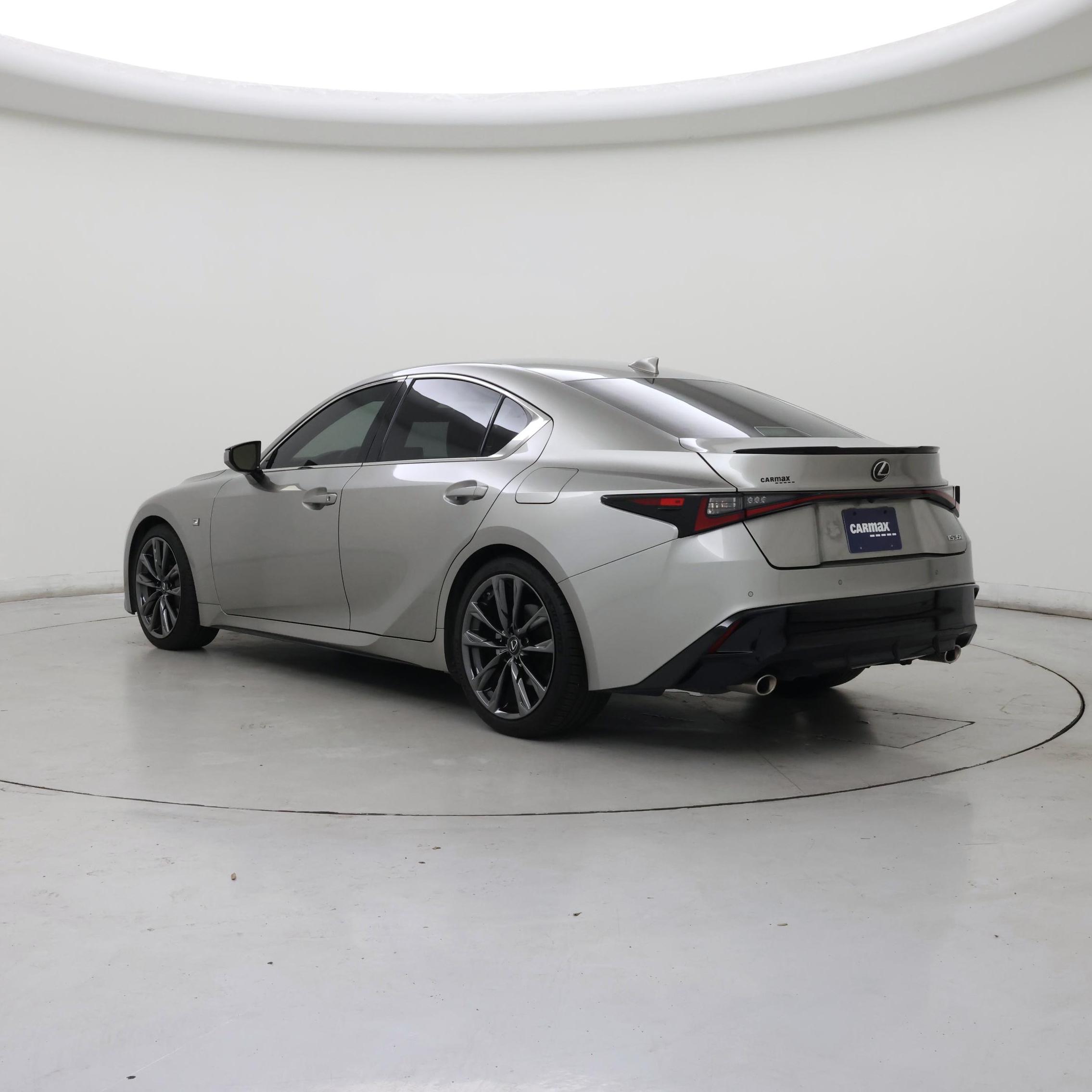 Thumbnail: 2022 Lexus IS - 2
