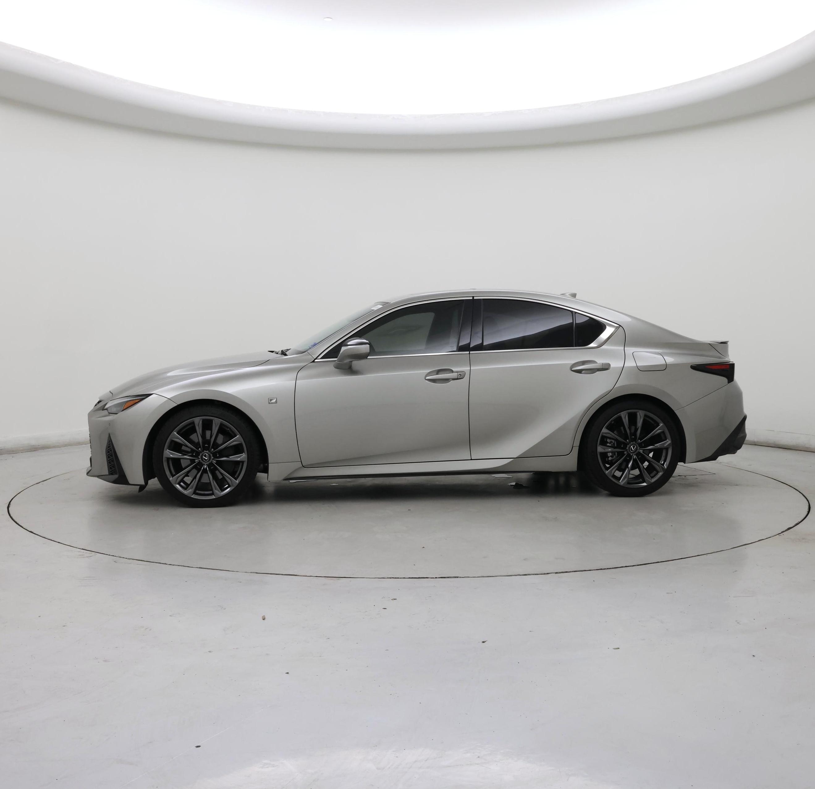 Thumbnail: 2022 Lexus IS - 3