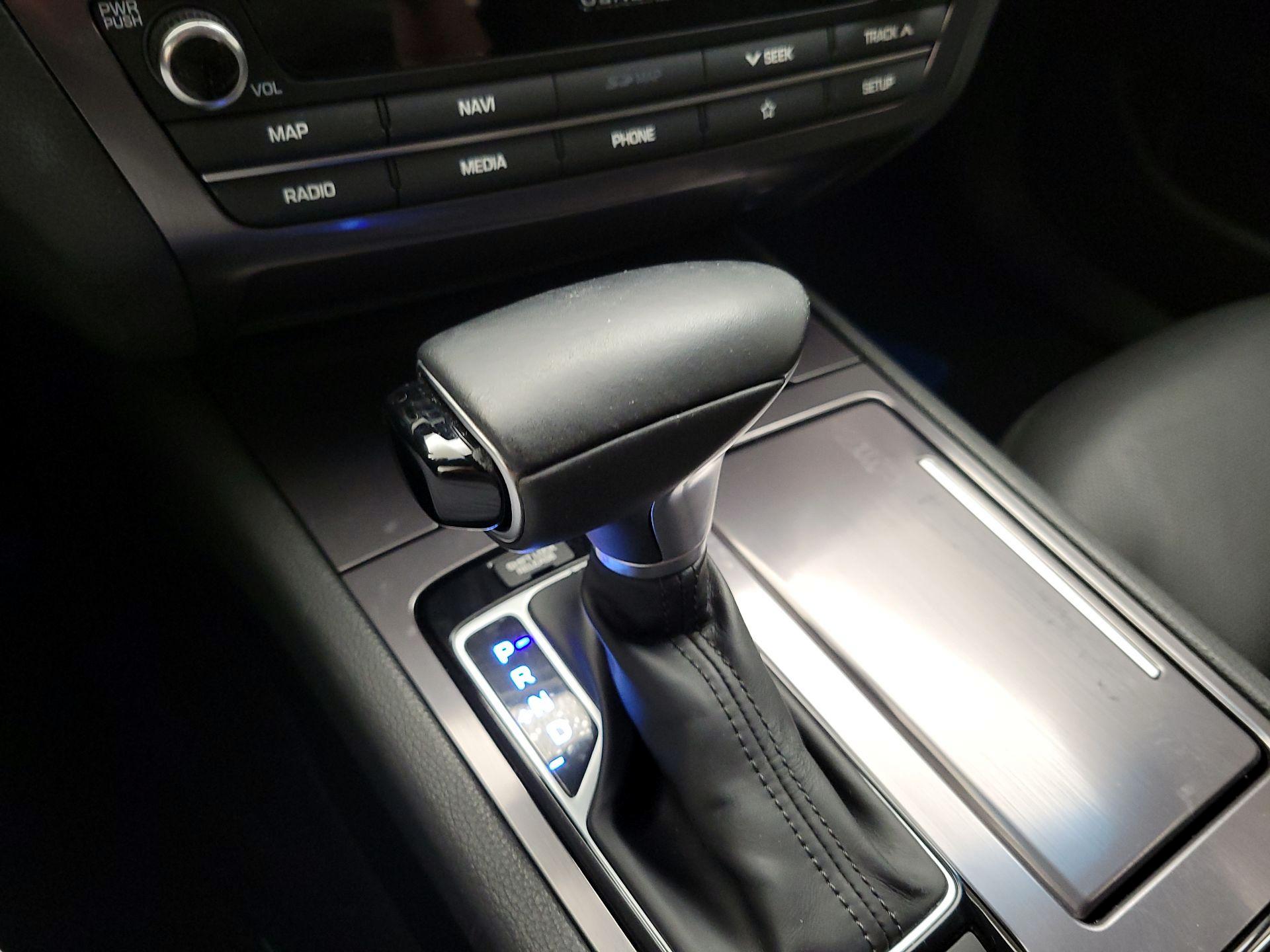 Thumbnail: 2020 Genesis G80 - 17