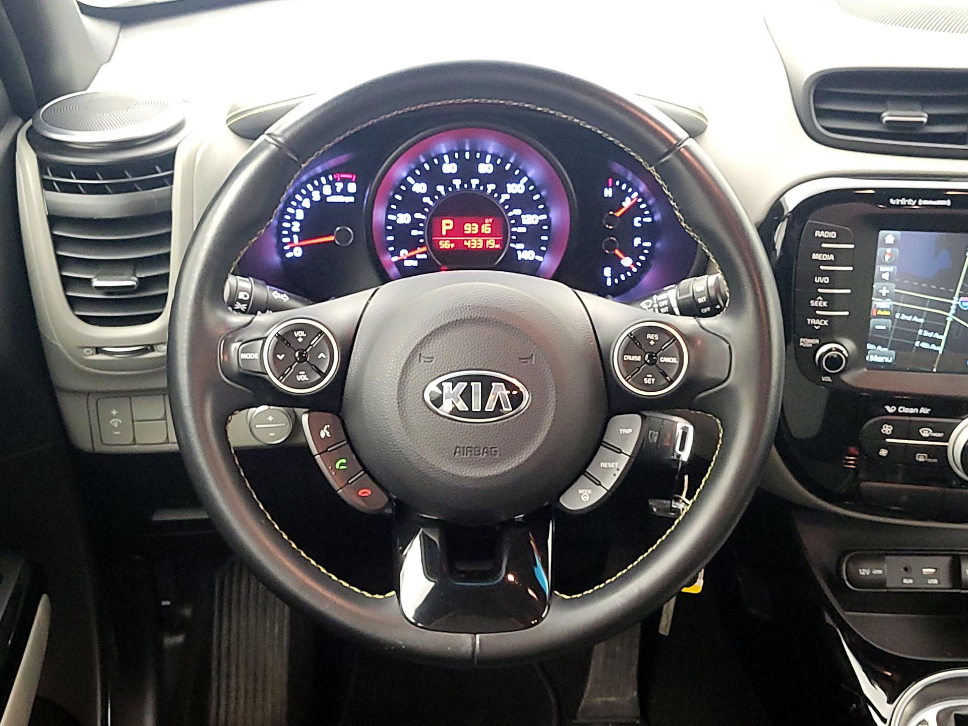 Thumbnail: 2016 Kia Soul - 10