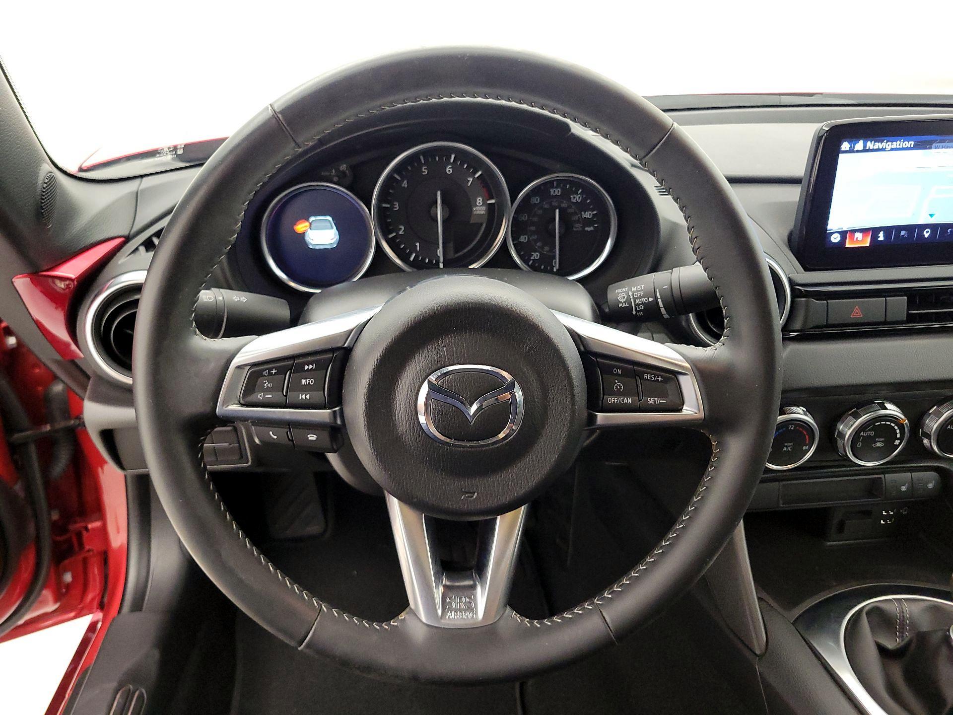 Thumbnail: 2021 Mazda MX-5 Miata - 10