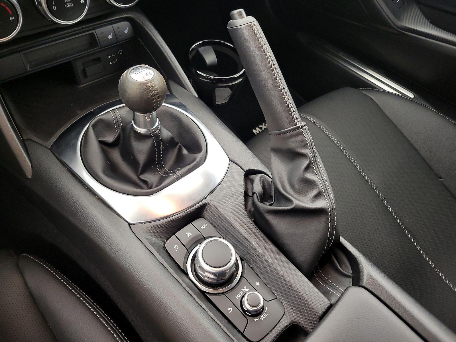 2021 Mazda MX-5 Miata Grand Touring - Photo 18