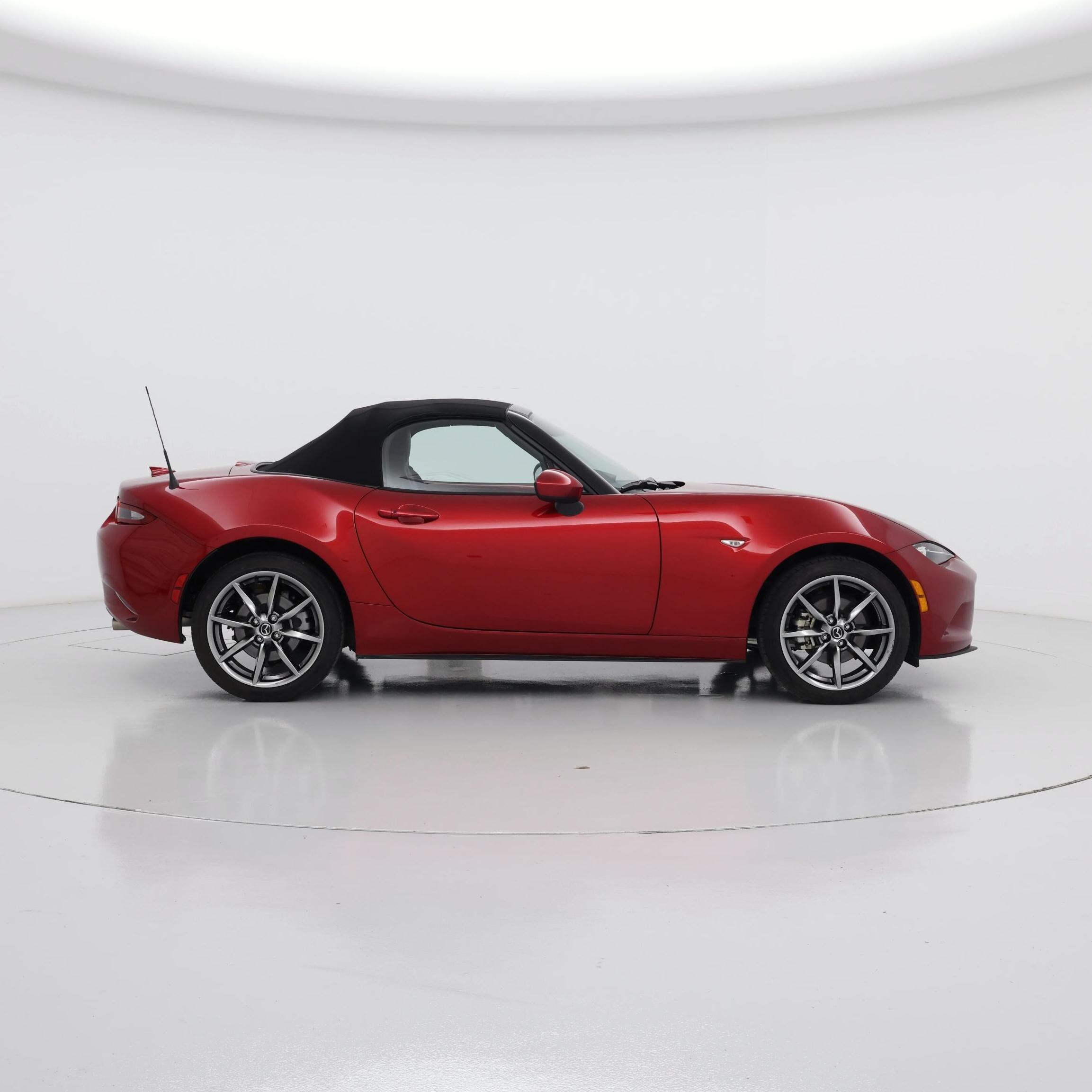 Thumbnail: 2021 Mazda MX-5 Miata - 7