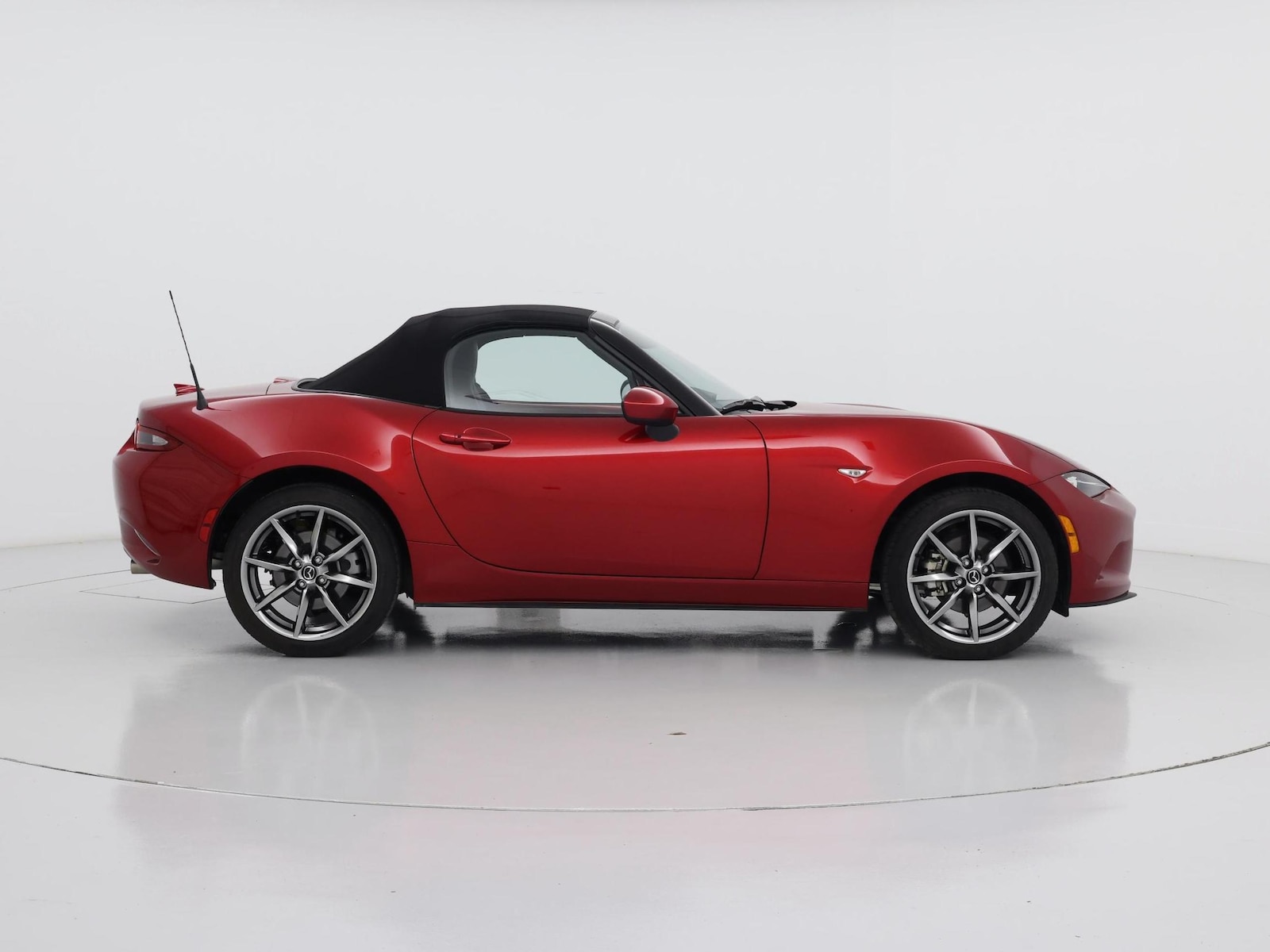 2021 Mazda MX-5 Miata Grand Touring - Photo 8