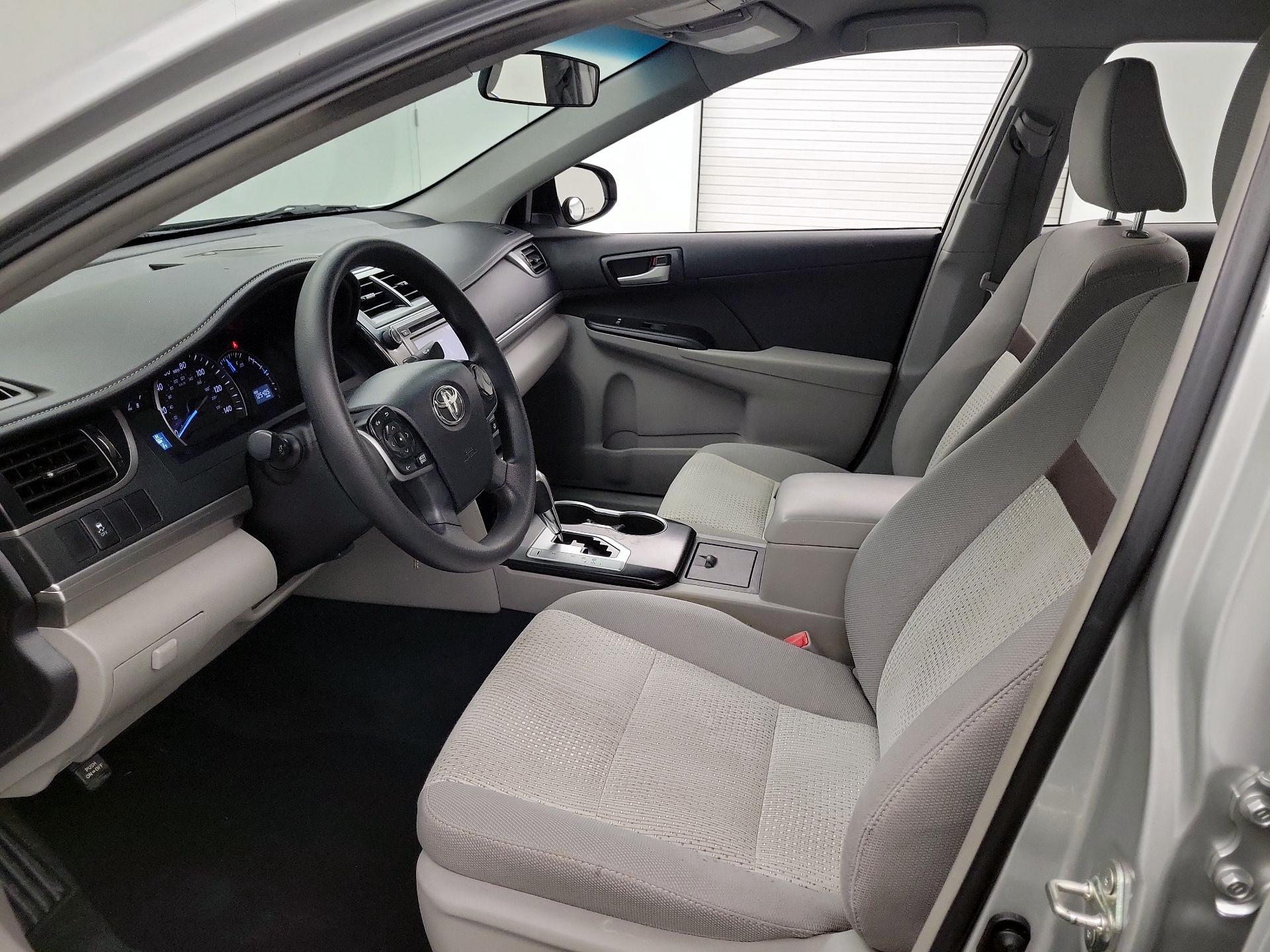 Thumbnail: 2014 Toyota Camry - 11