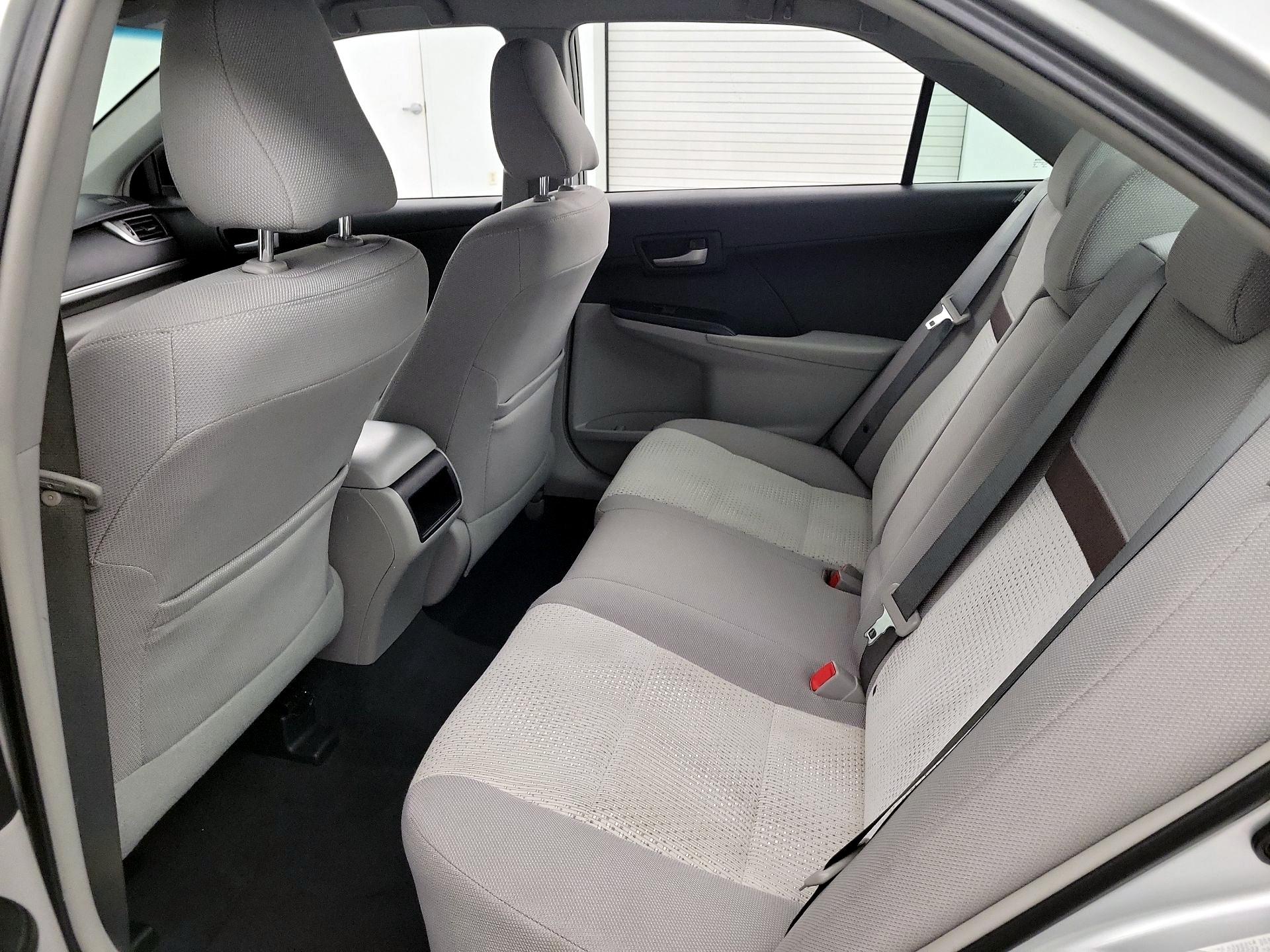 Thumbnail: 2014 Toyota Camry - 19
