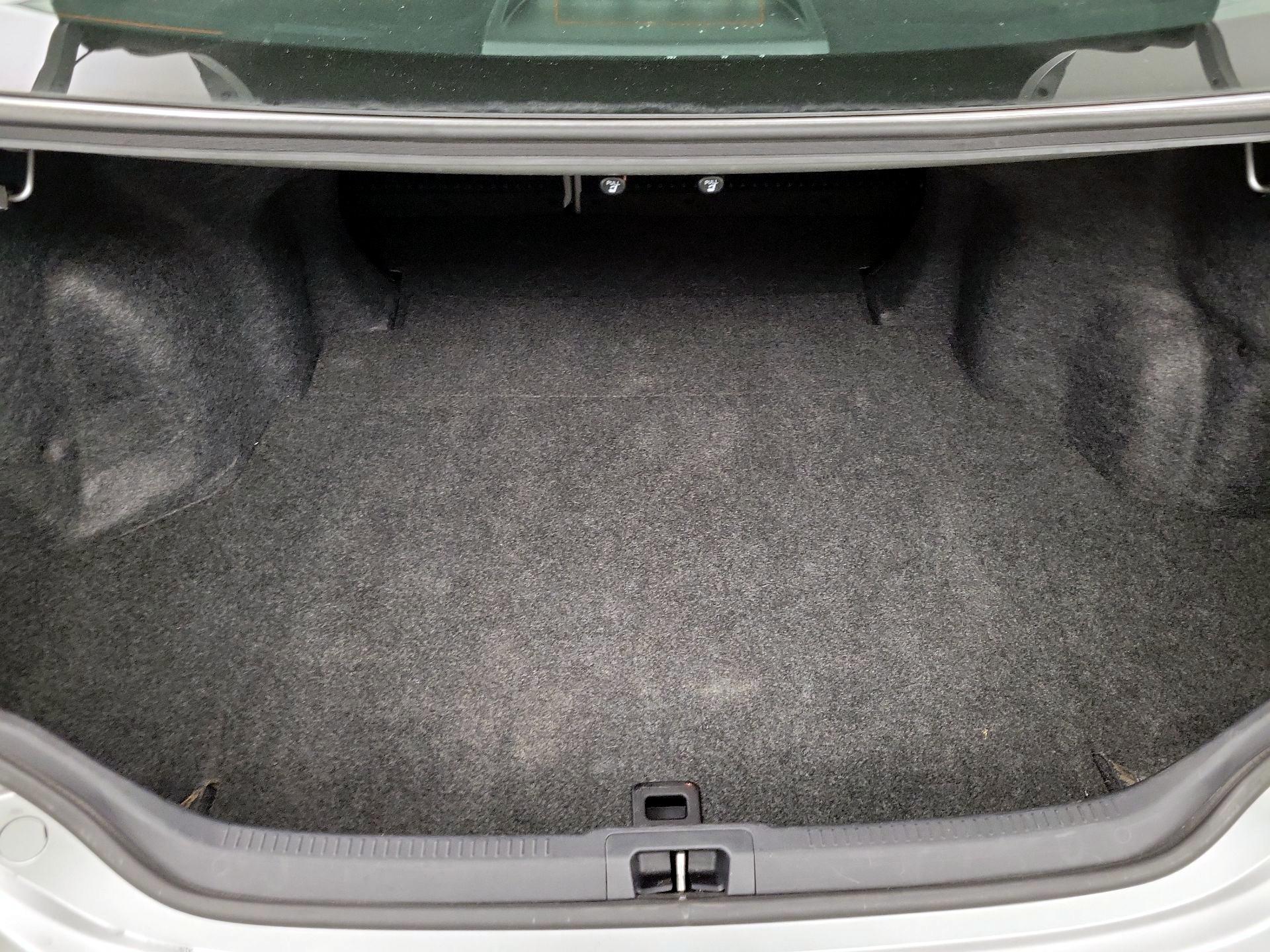 Thumbnail: 2014 Toyota Camry - 20