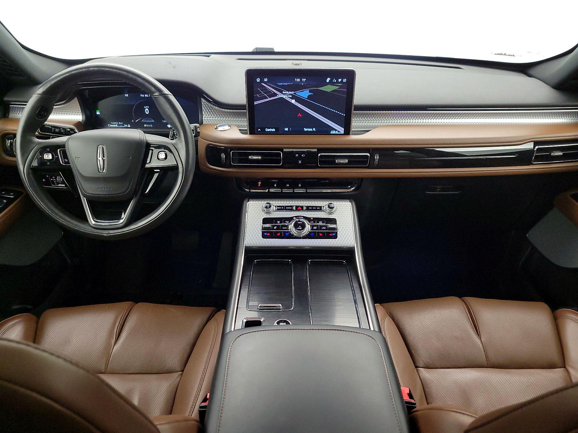 Thumbnail: 2021 Lincoln Aviator - 9