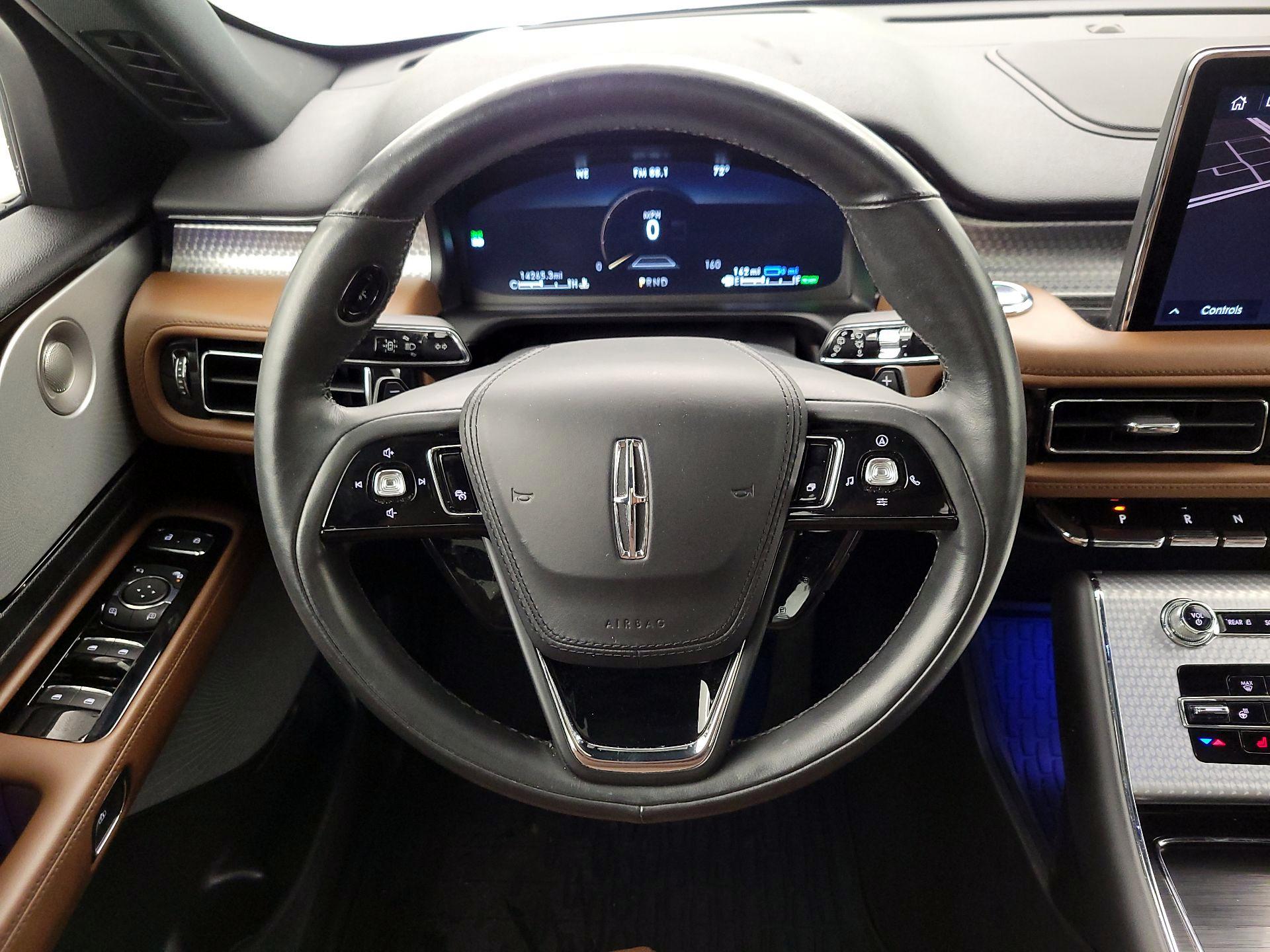 Thumbnail: 2021 Lincoln Aviator - 10