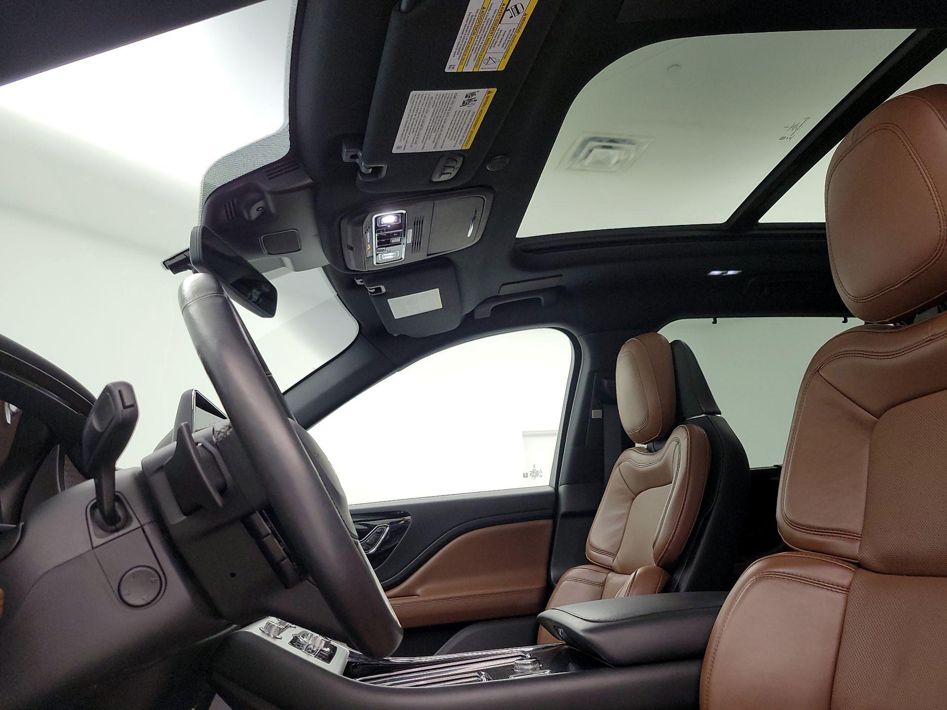 Thumbnail: 2021 Lincoln Aviator - 20