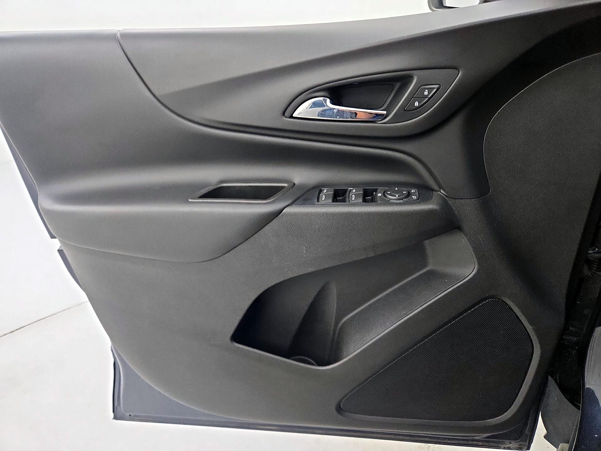 Thumbnail: 2018 Chevrolet Equinox - 12
