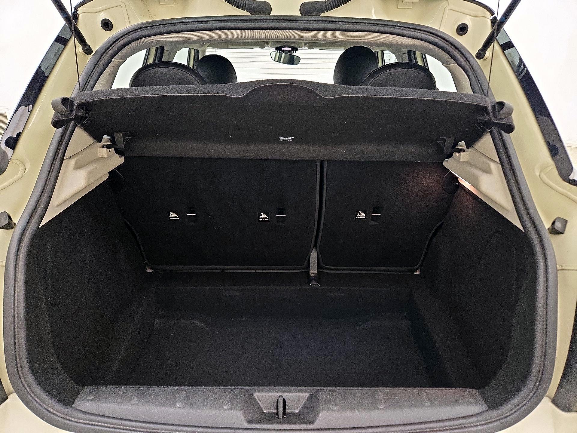 Thumbnail: 2016 MINI Cooper Hardtop - 16