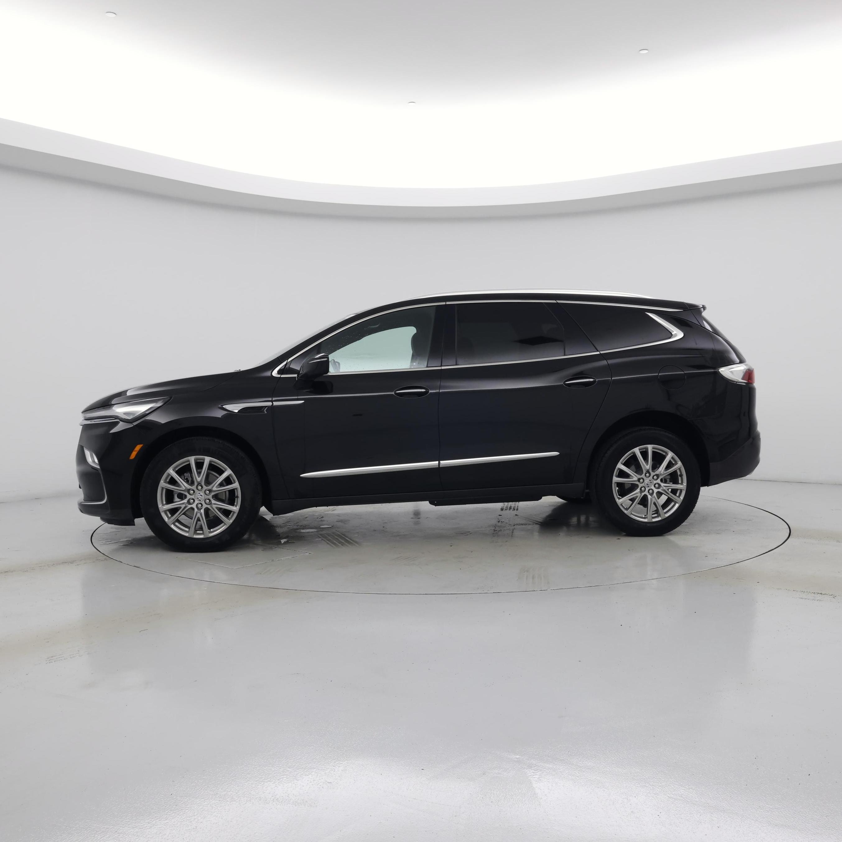 Thumbnail: 2023 Buick Enclave - 3