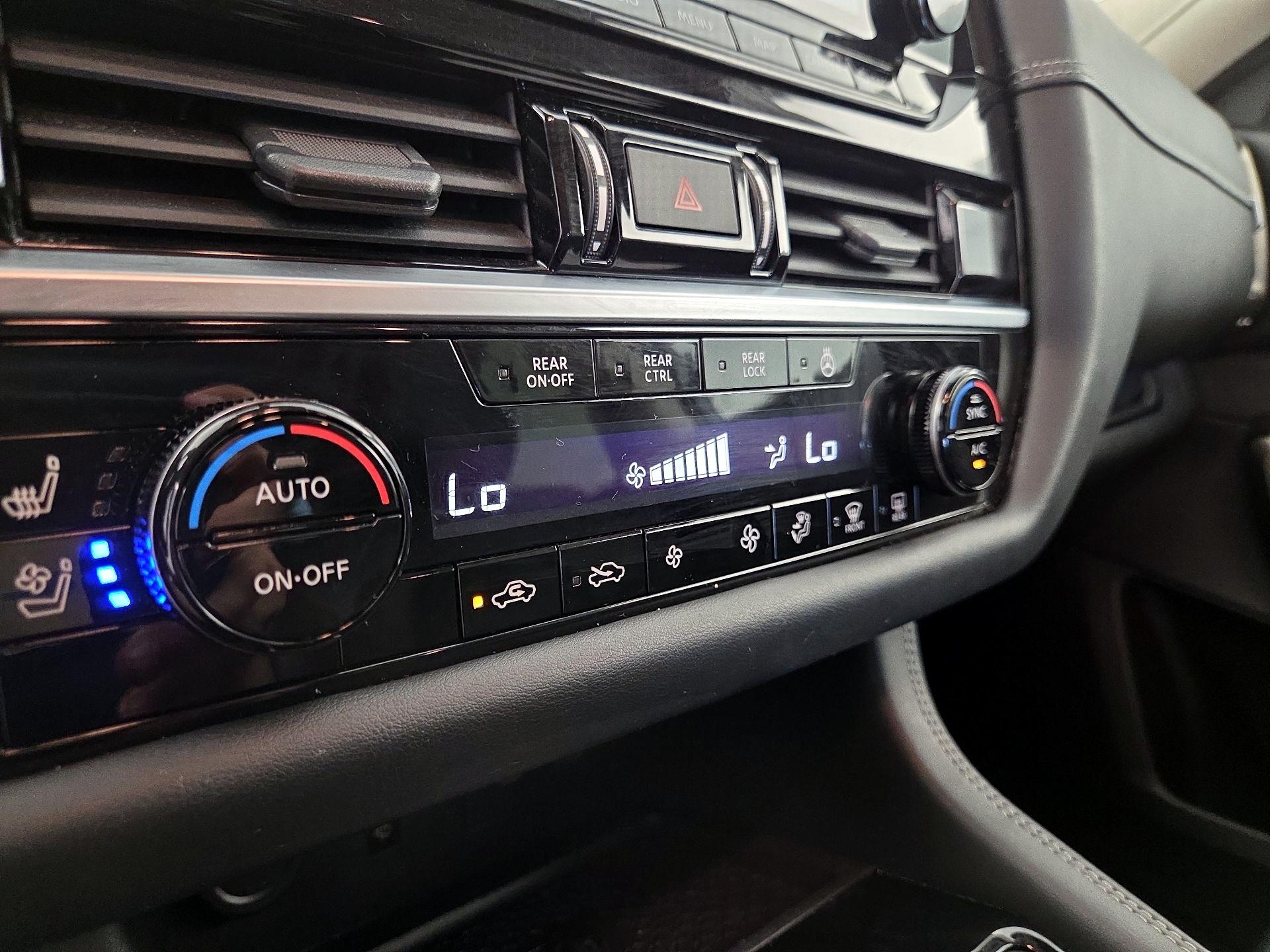 Thumbnail: 2022 Nissan Pathfinder - 16