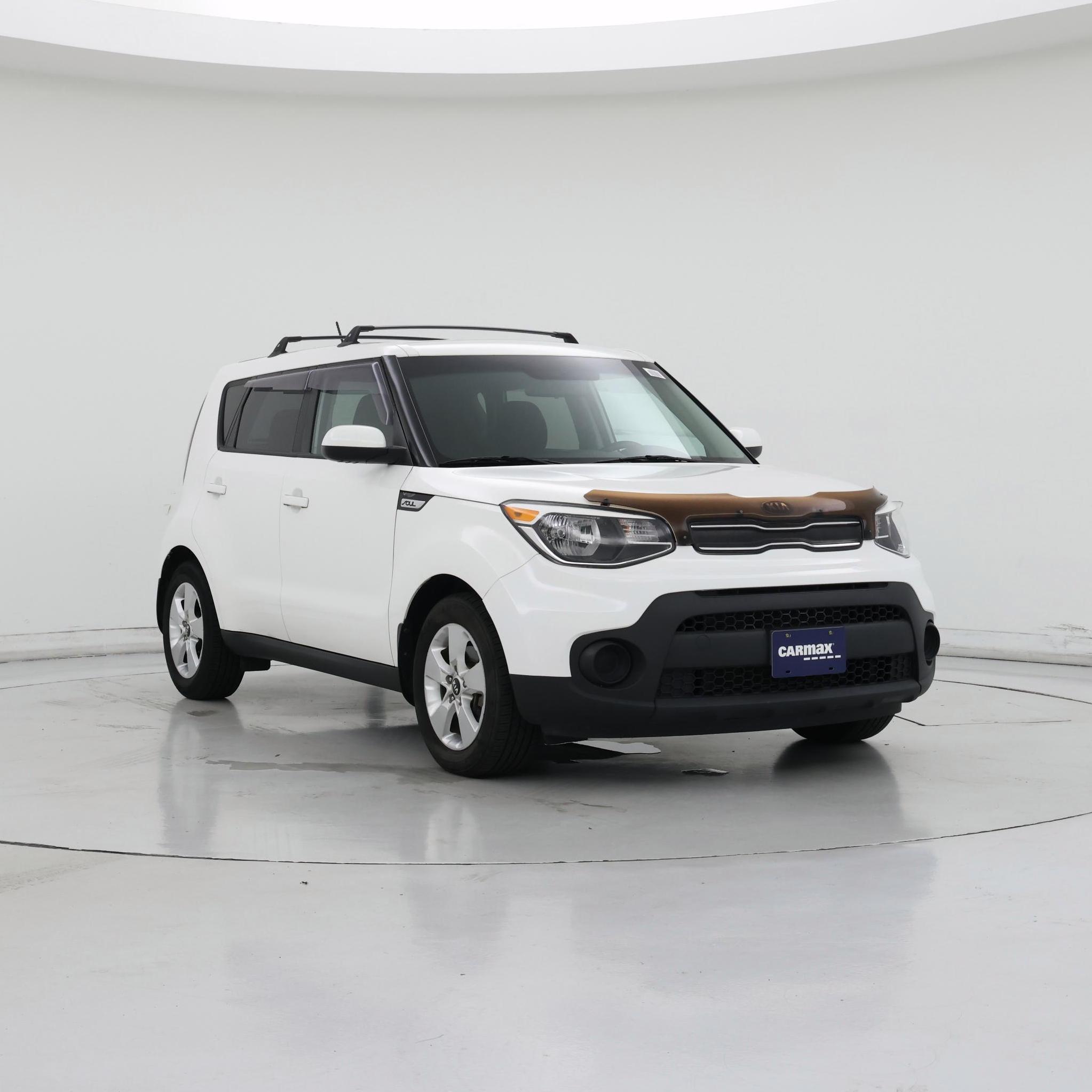 White 2019 Kia Soul Wagon  Automatic