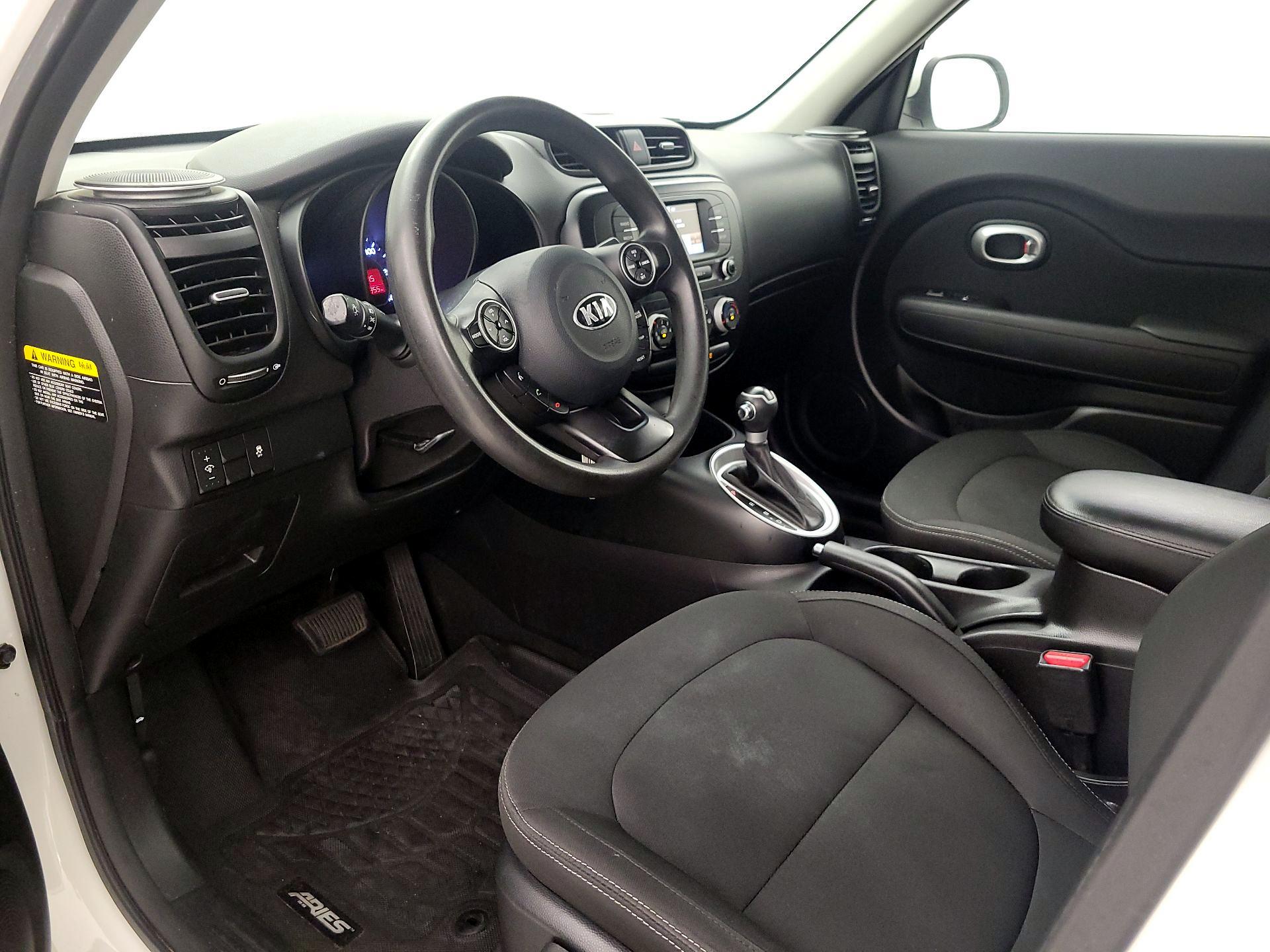 Thumbnail: 2019 Kia Soul - 11