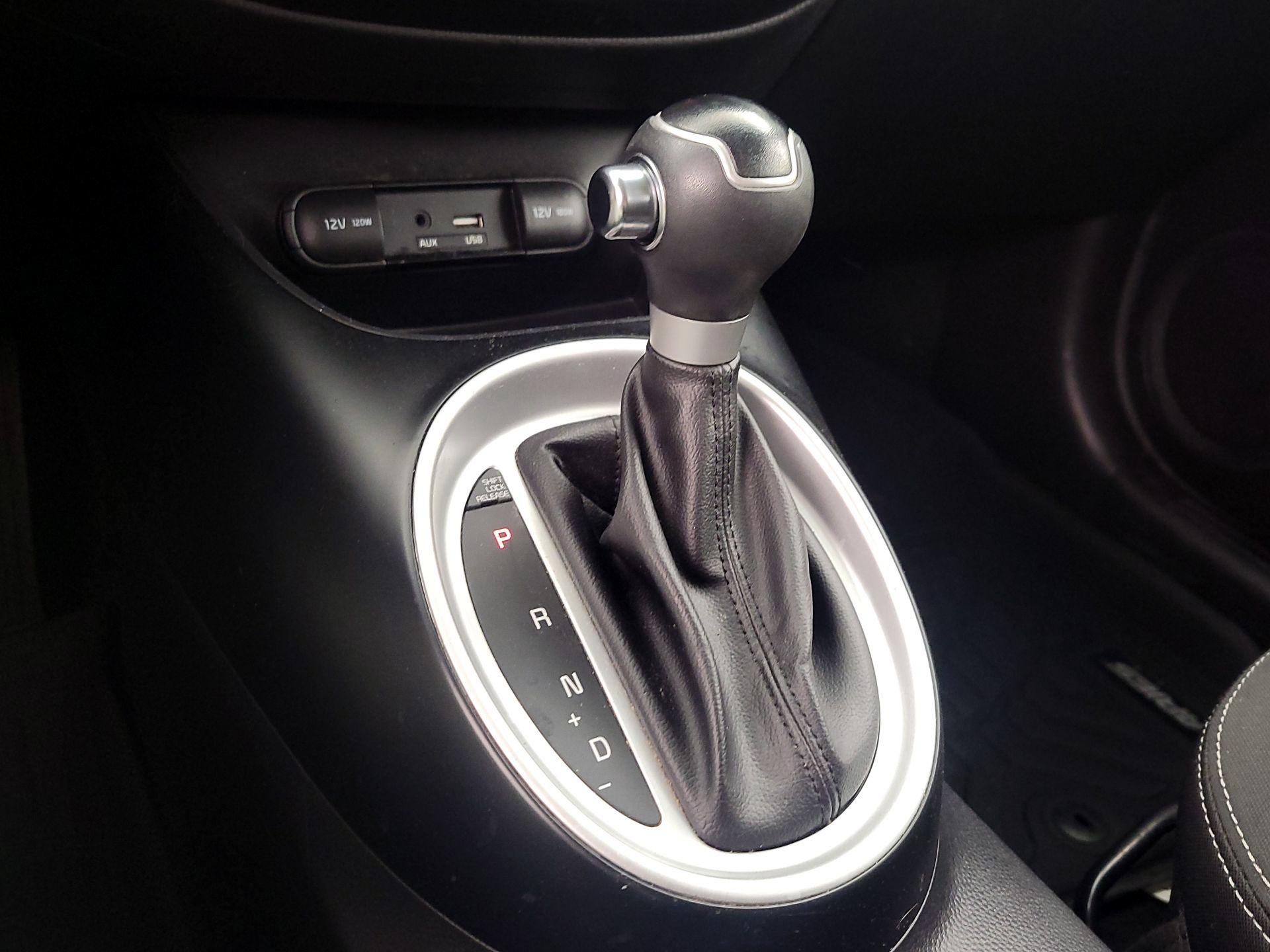 Thumbnail: 2019 Kia Soul - 17
