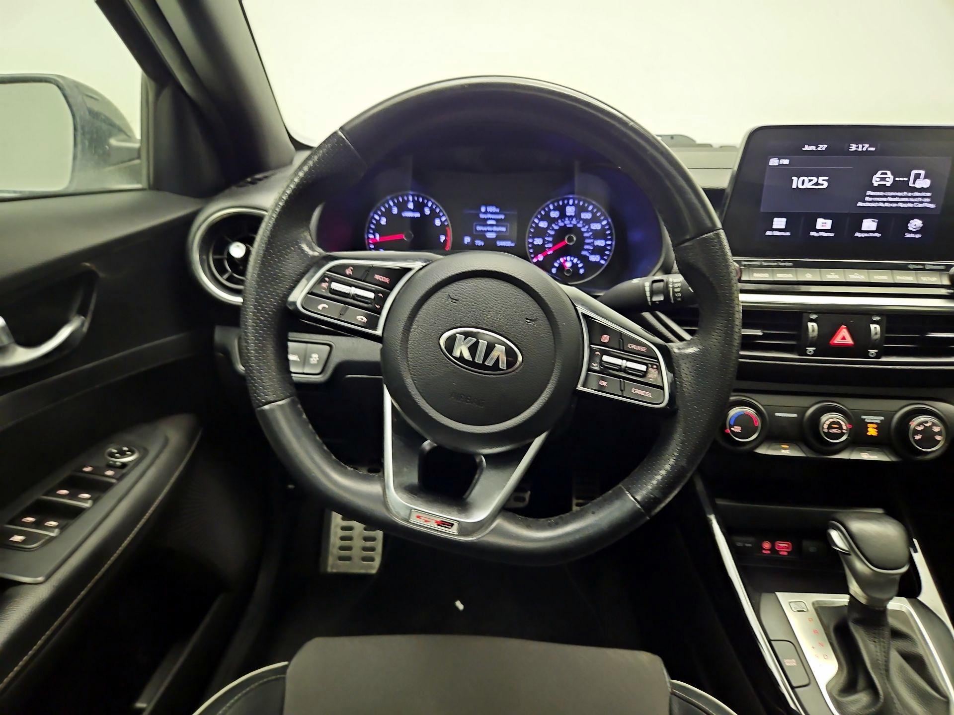 Thumbnail: 2021 Kia Forte - 10