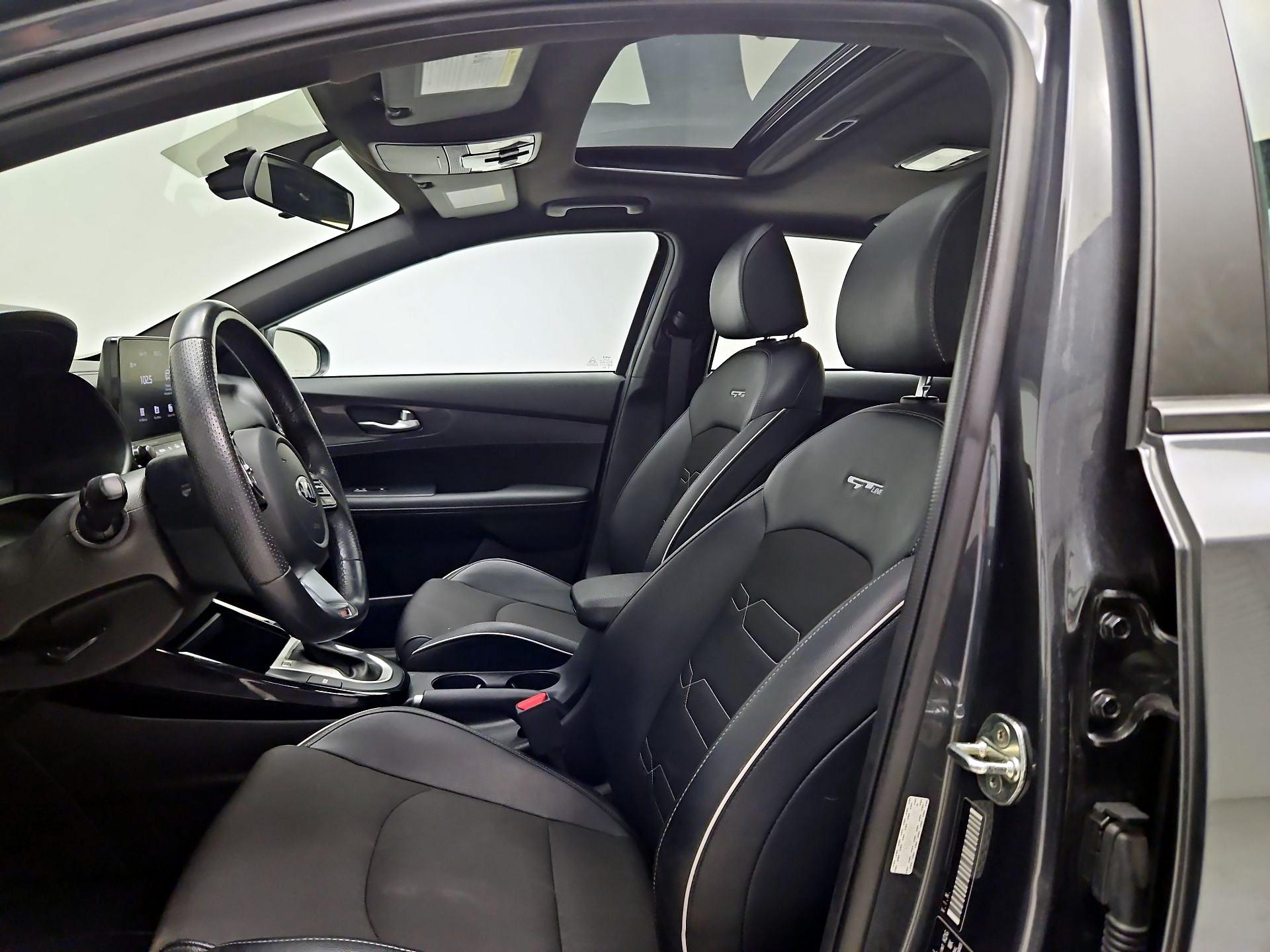Thumbnail: 2021 Kia Forte - 19