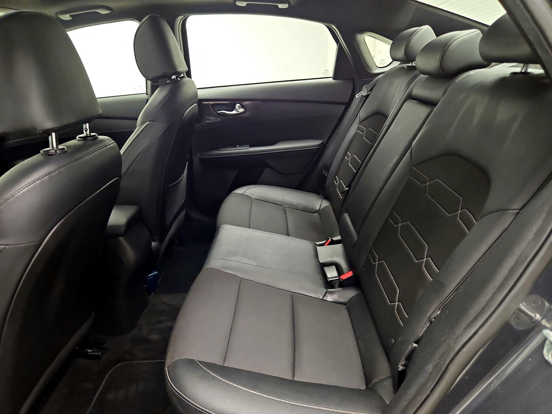 Thumbnail: 2021 Kia Forte - 20