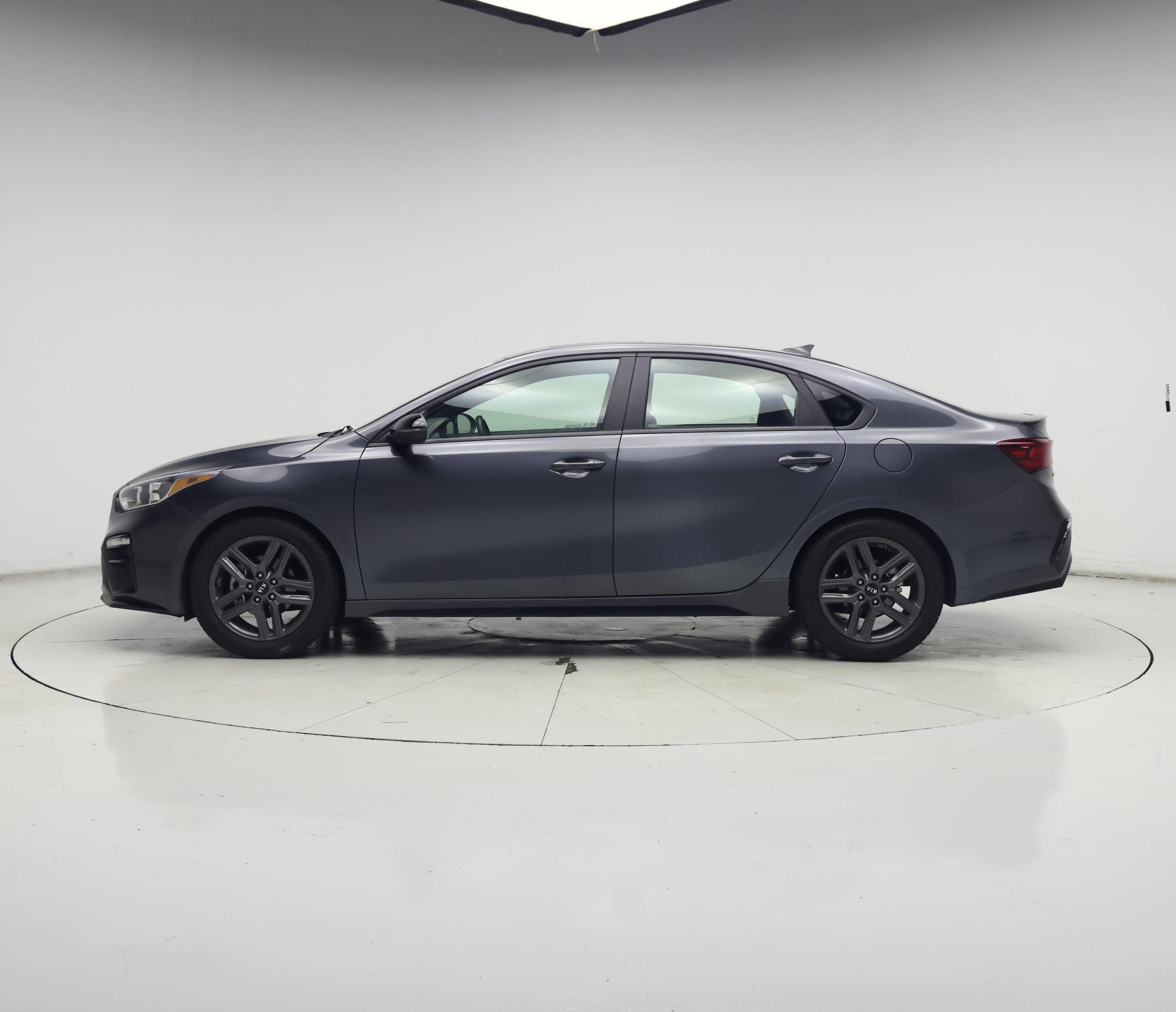 Thumbnail: 2021 Kia Forte - 3
