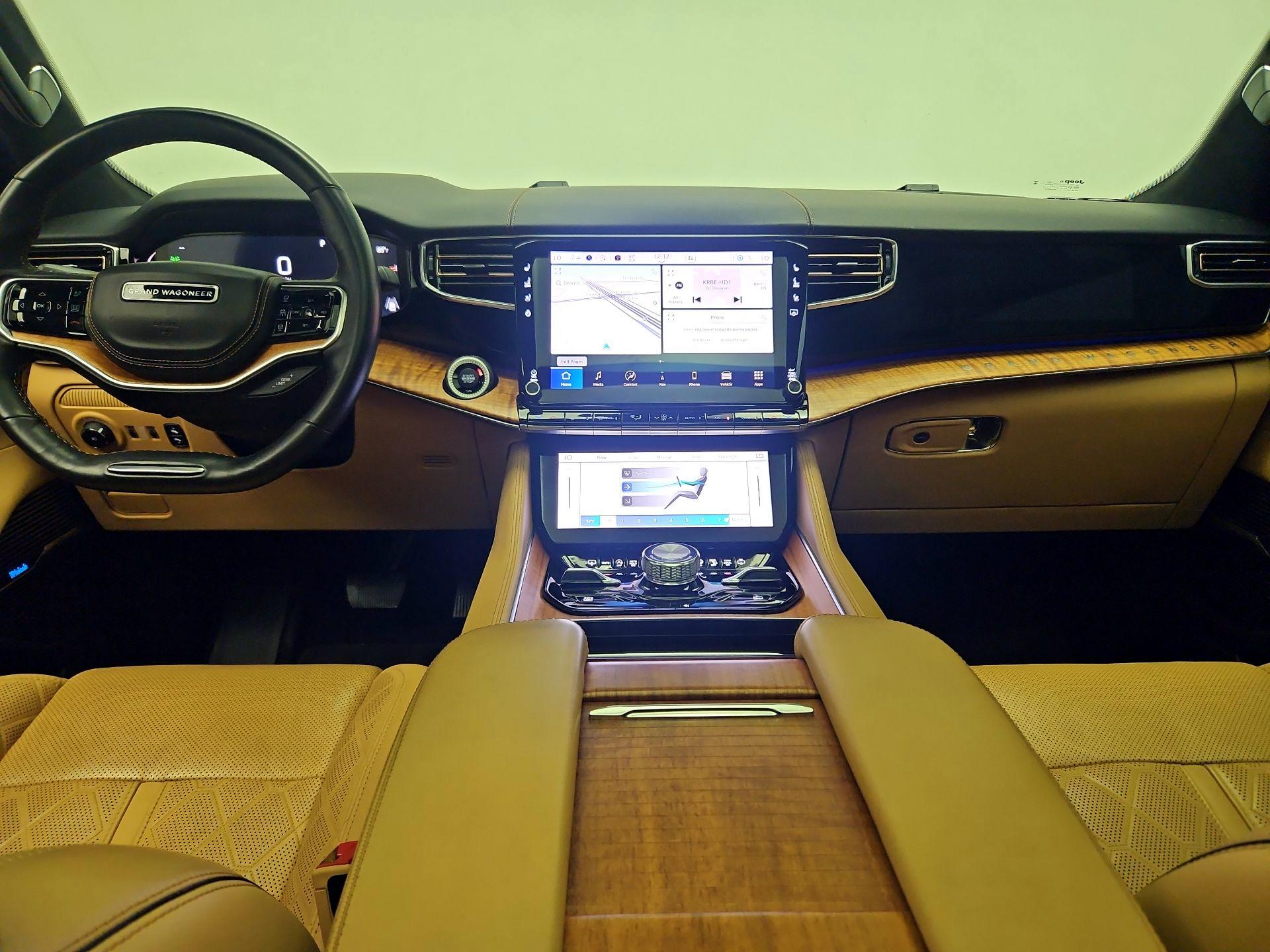 Thumbnail: 2023 Jeep Grand Wagoneer - 9