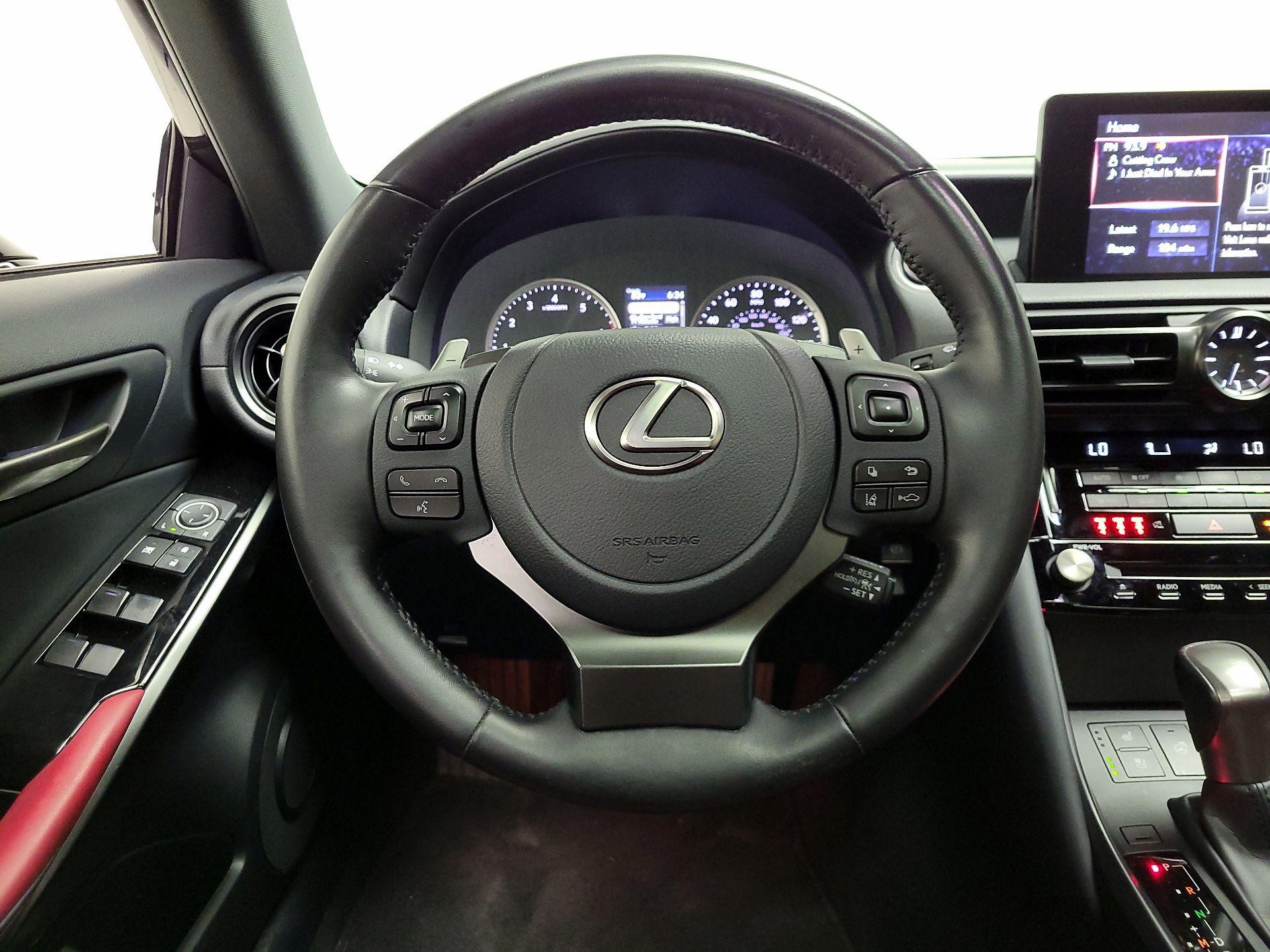 Thumbnail: 2024 Lexus IS - 10