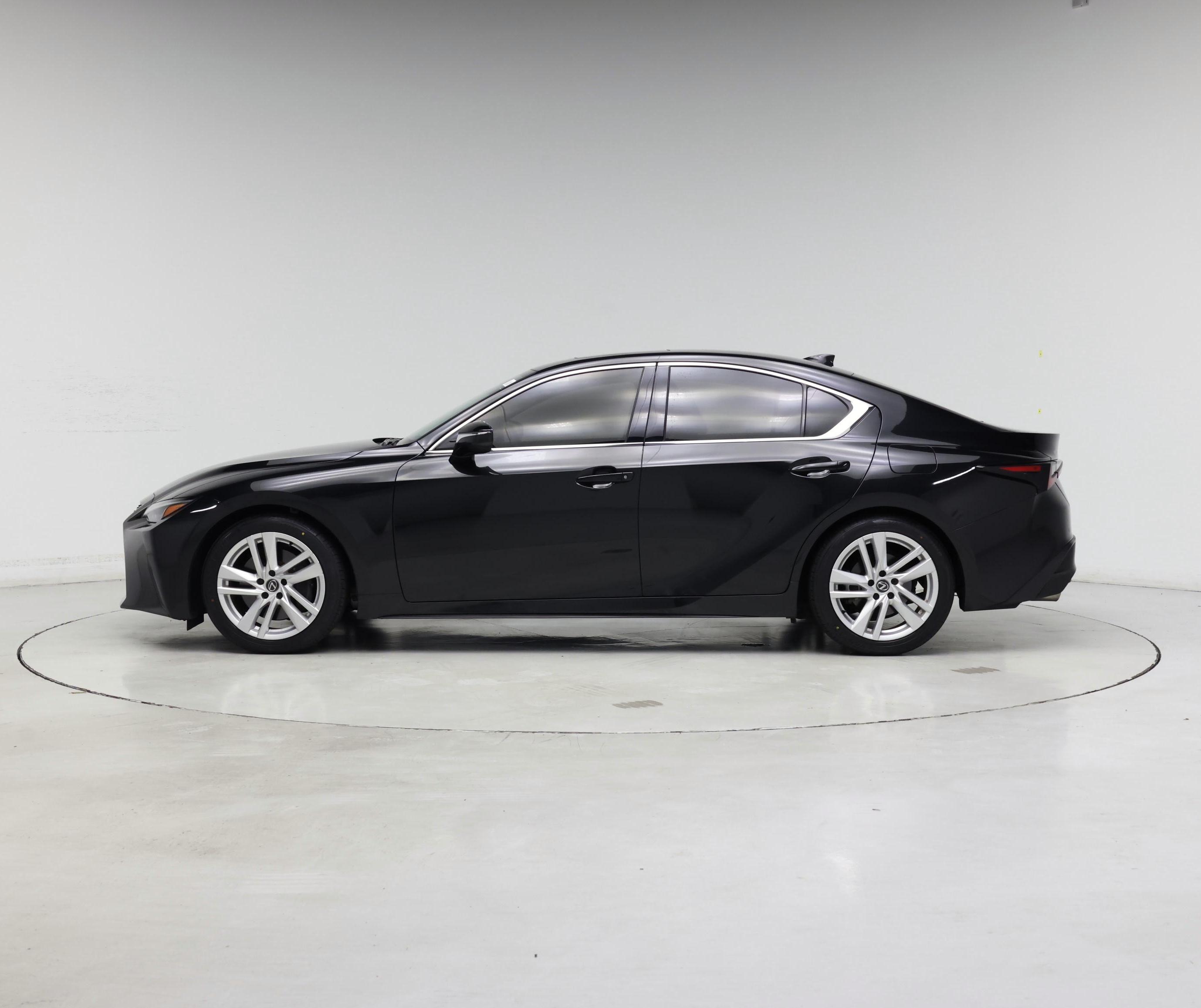 Thumbnail: 2024 Lexus IS - 3