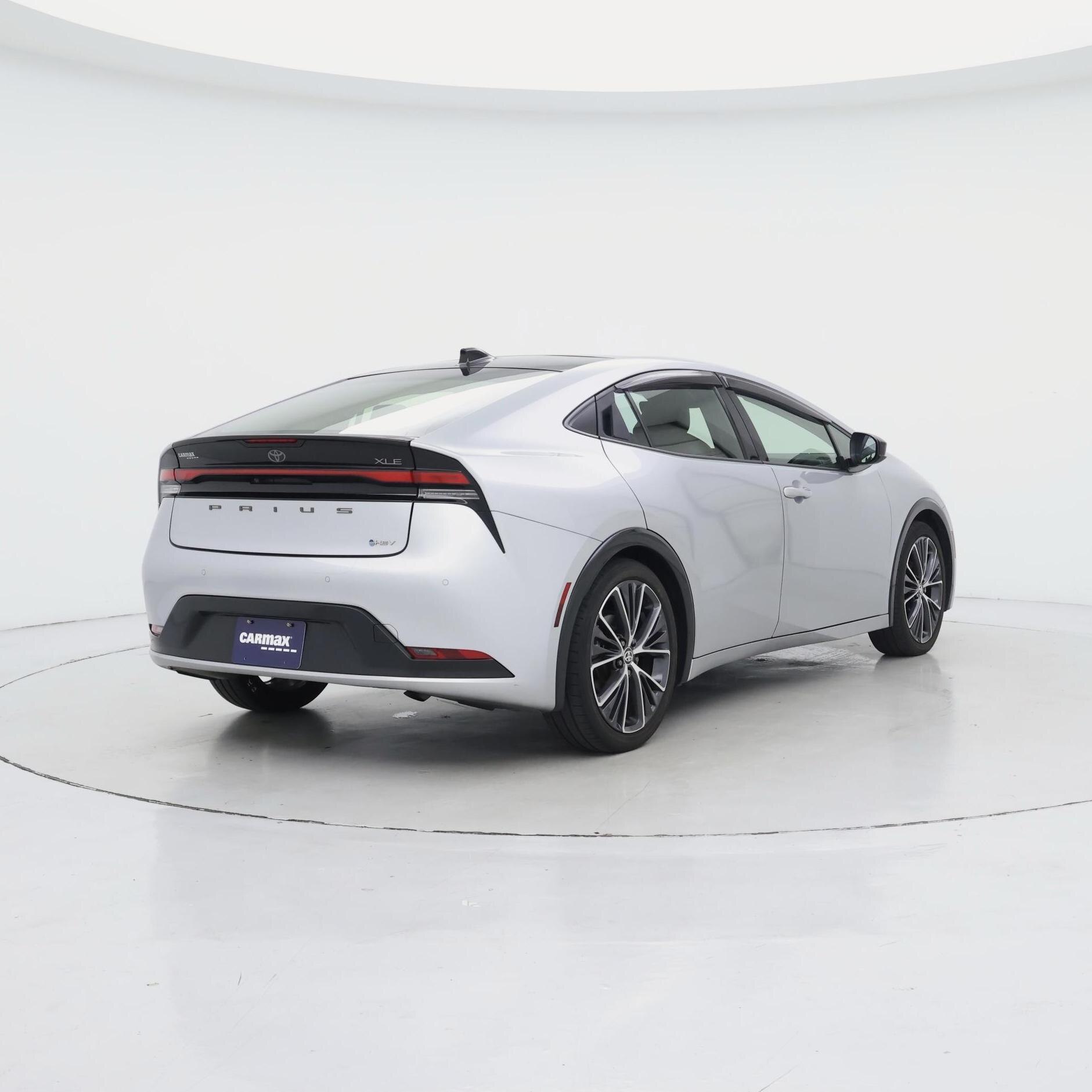 Thumbnail: 2024 Toyota Prius - 8