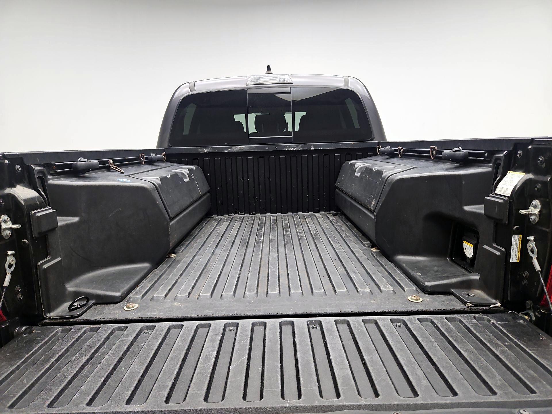 Thumbnail: 2023 Toyota Tacoma - 20