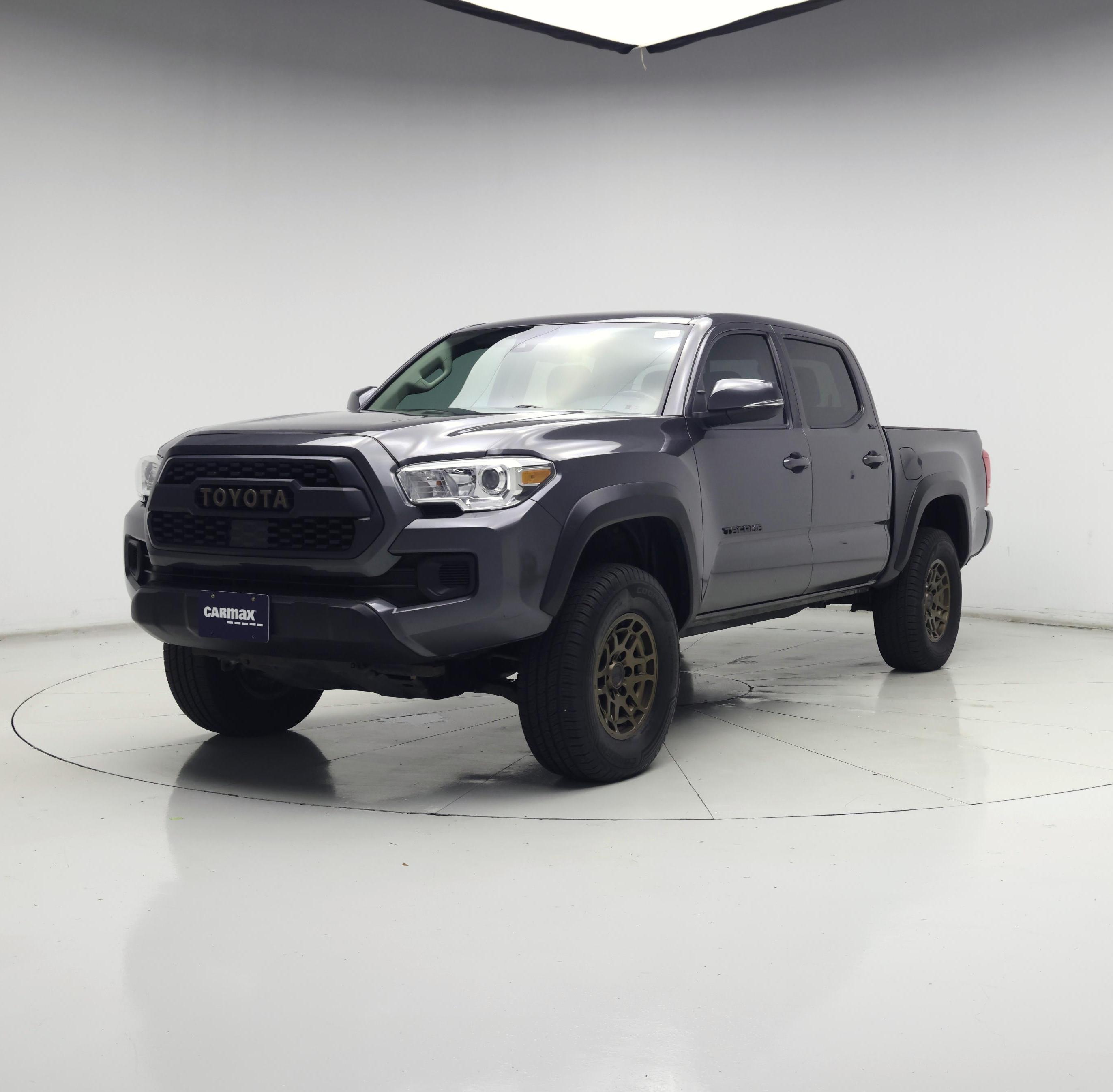 Thumbnail: 2023 Toyota Tacoma - 4