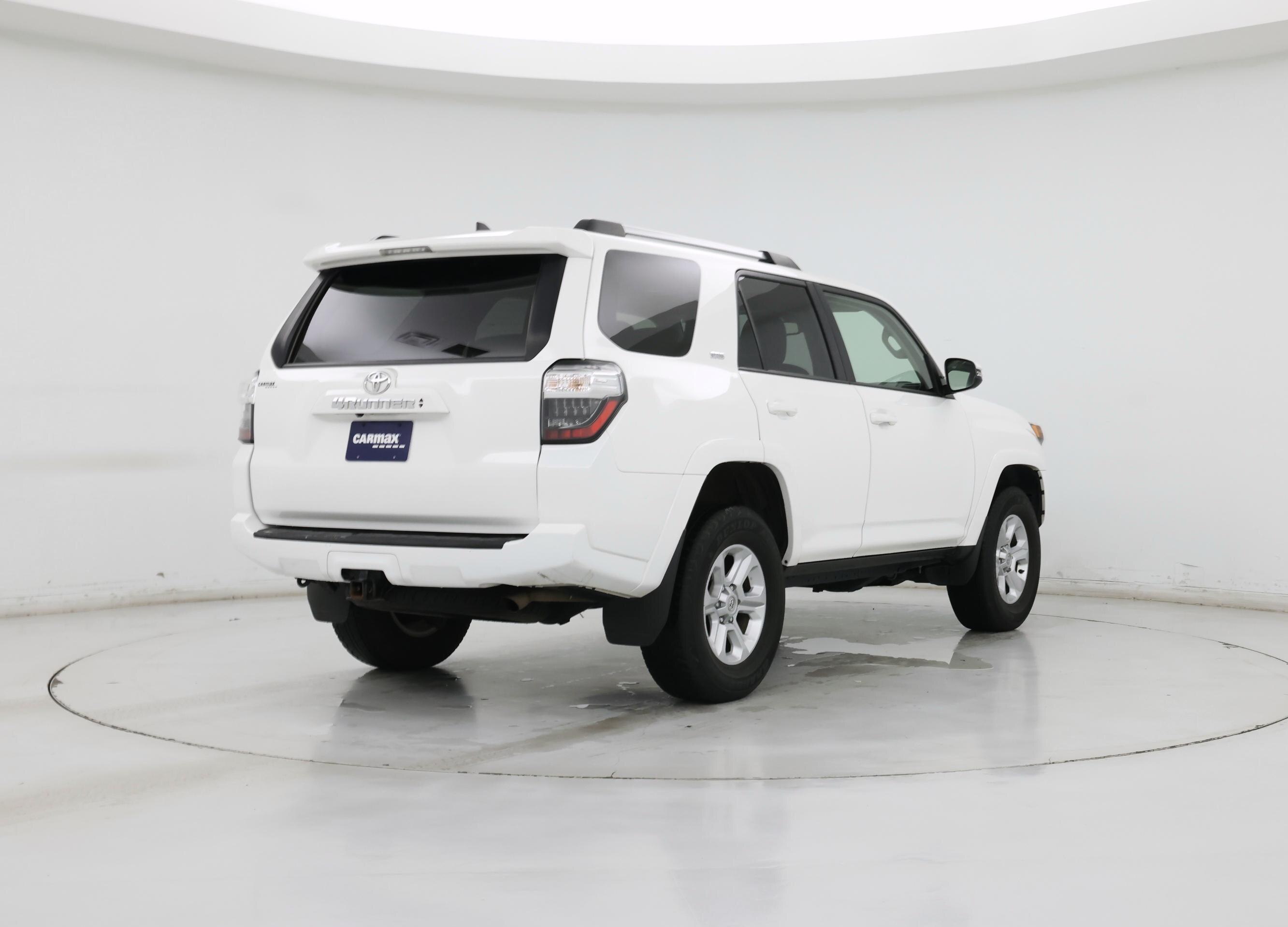 Thumbnail: 2022 Toyota 4Runner - 8