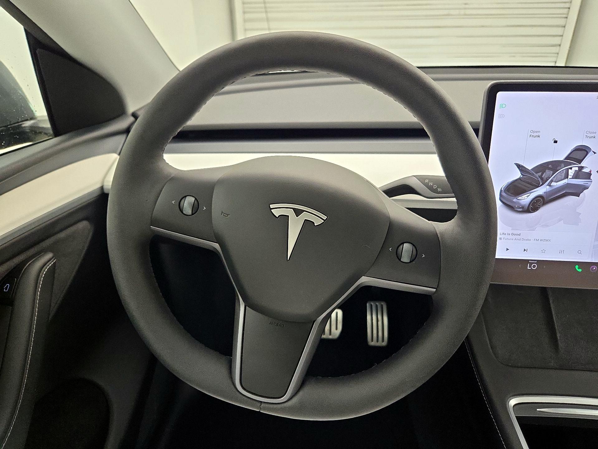 Thumbnail: 2024 Tesla Model Y - 10