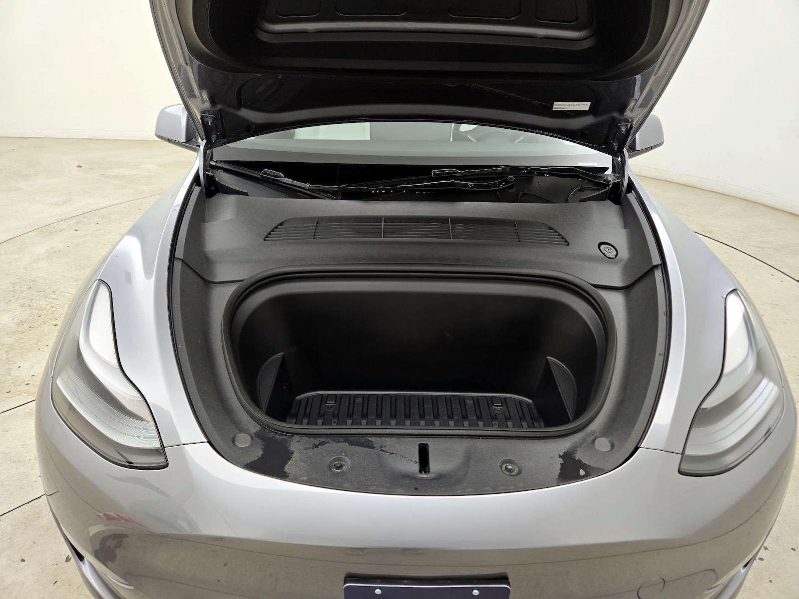2024 Tesla Model Y Performance - Photo 23