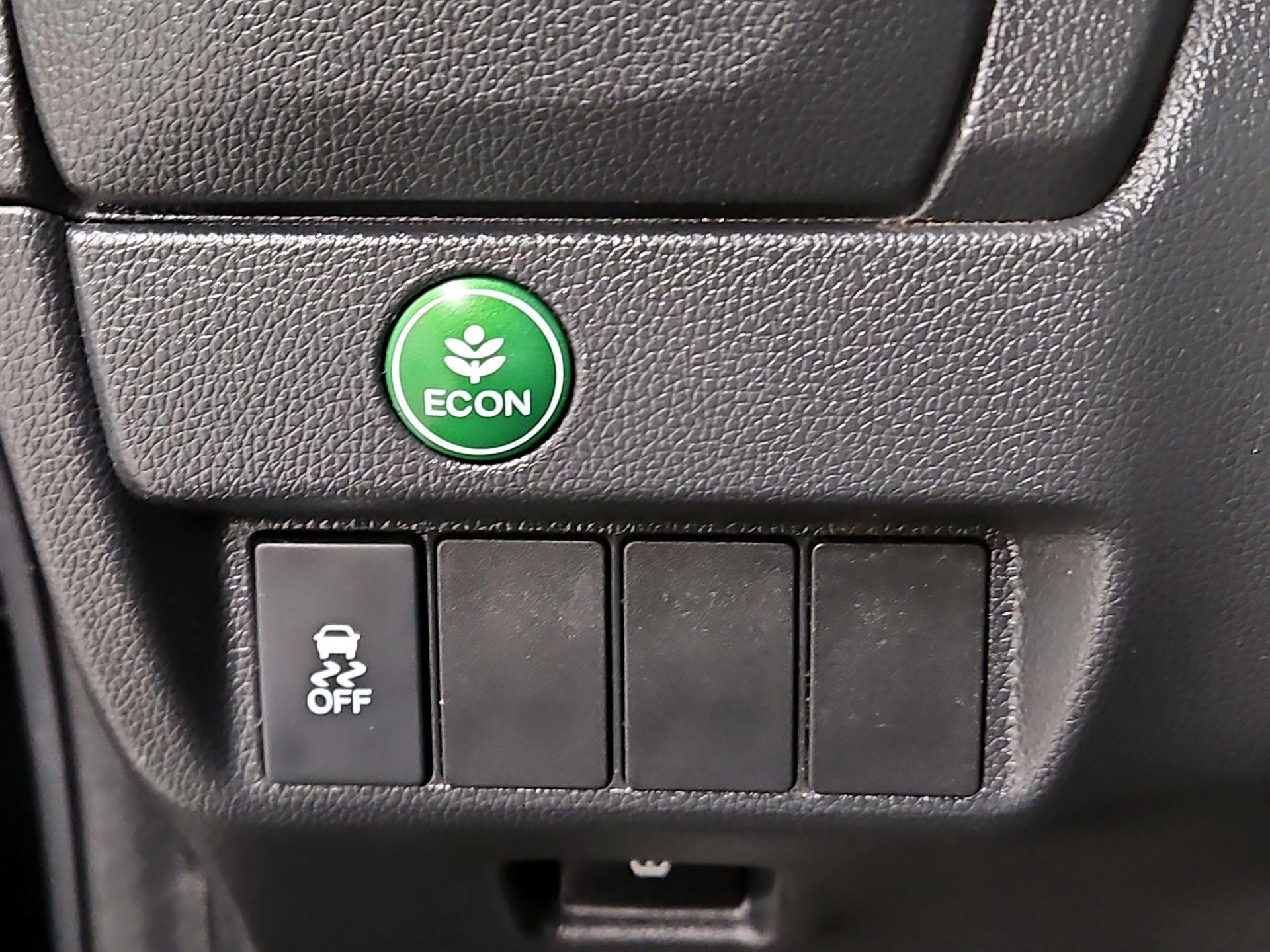 Thumbnail: 2015 Honda Fit - 13