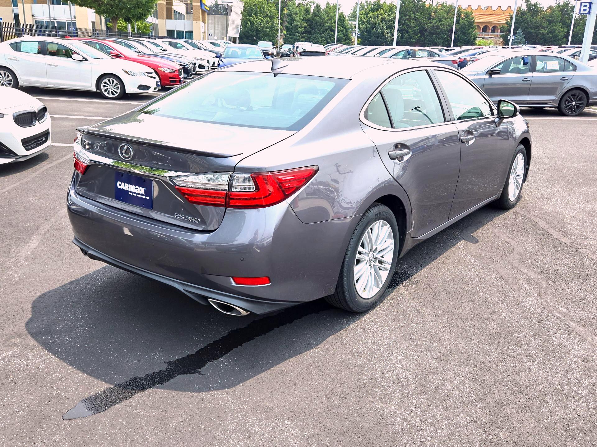 Thumbnail: 2017 Lexus ES - 5